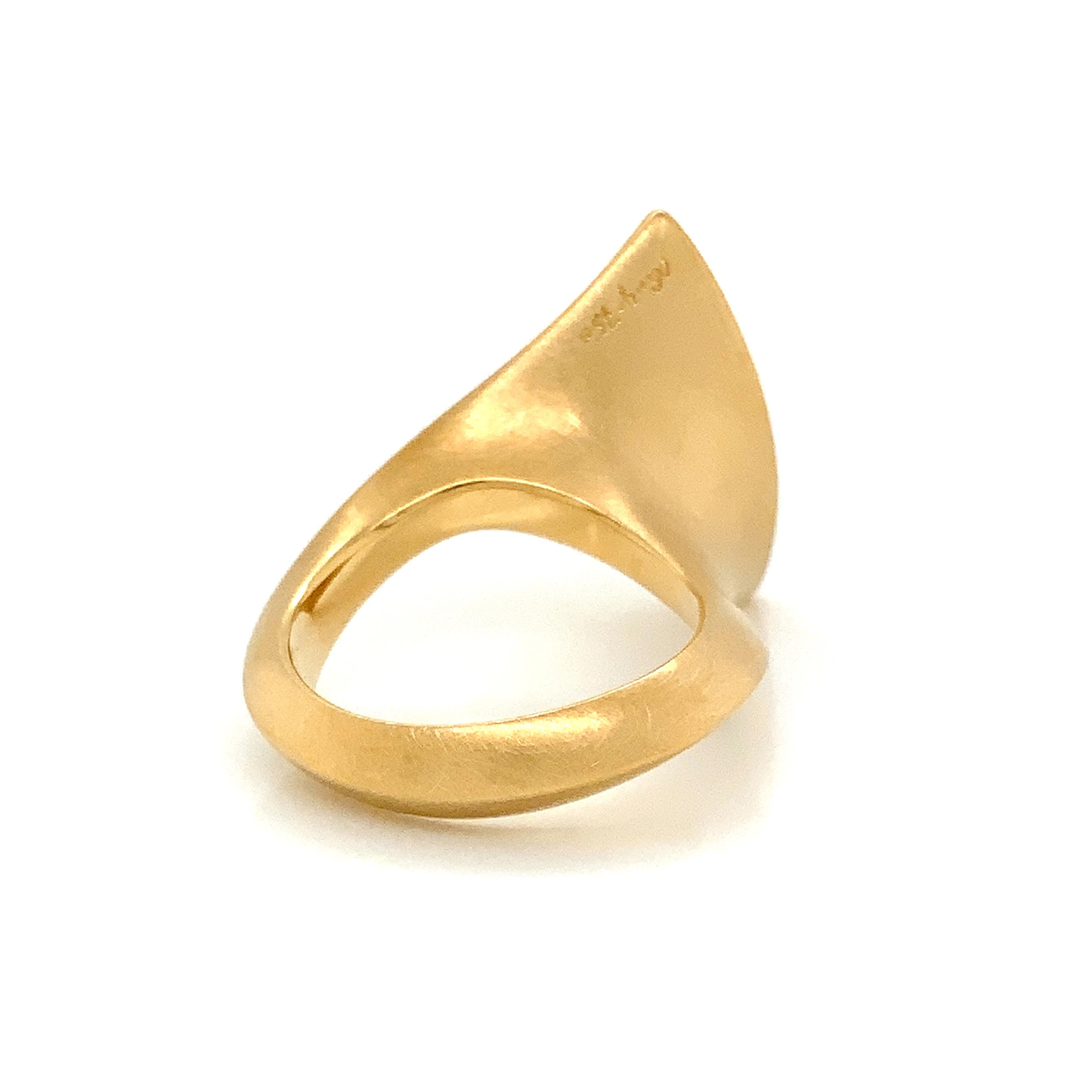  Georg Spreng - Twist Ring 18 Karat Yellow Gold with Citrin Golden Marquise In New Condition For Sale In Waldstetten, DE