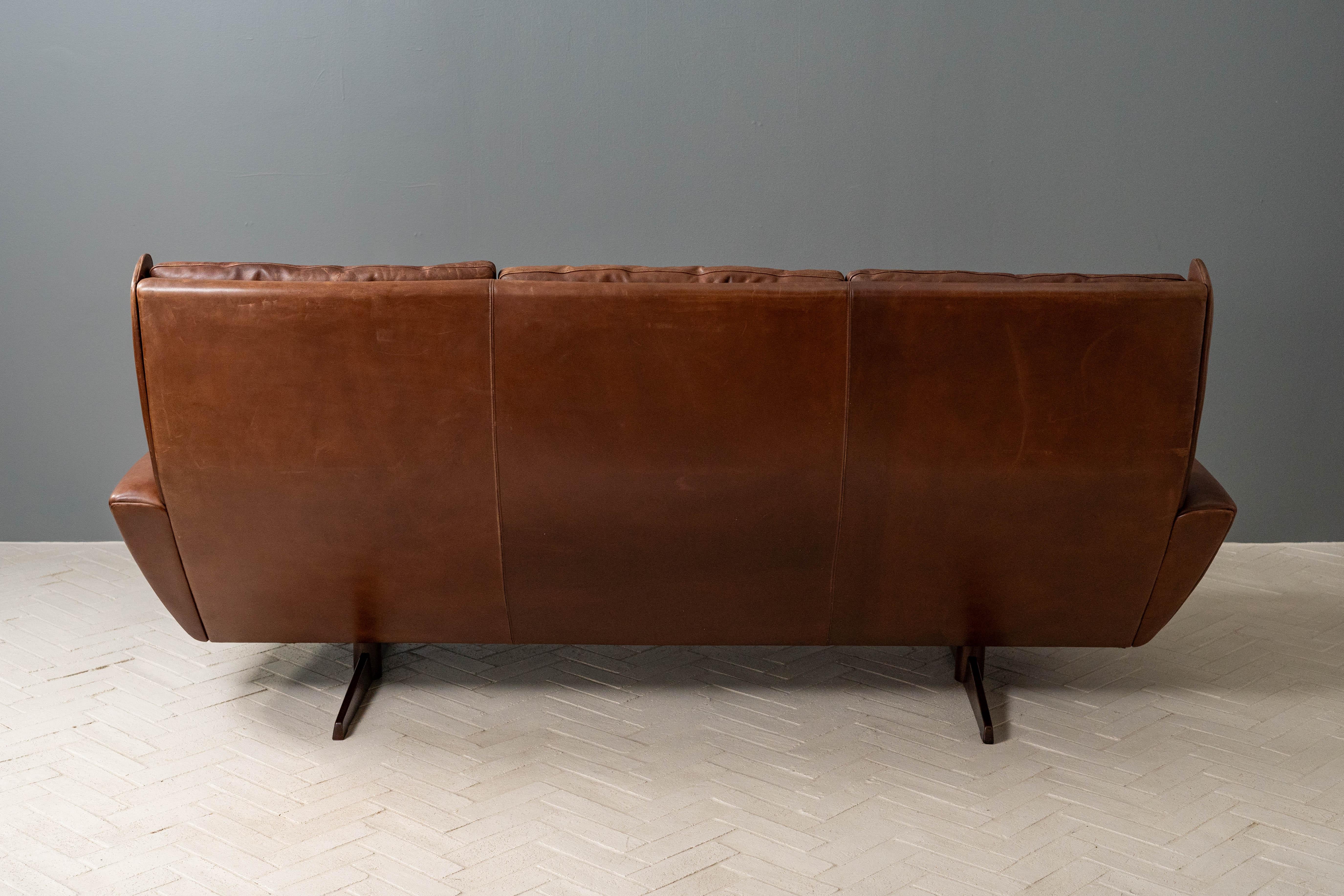 Georg Thams Brown Leather Sofa For Sale 8