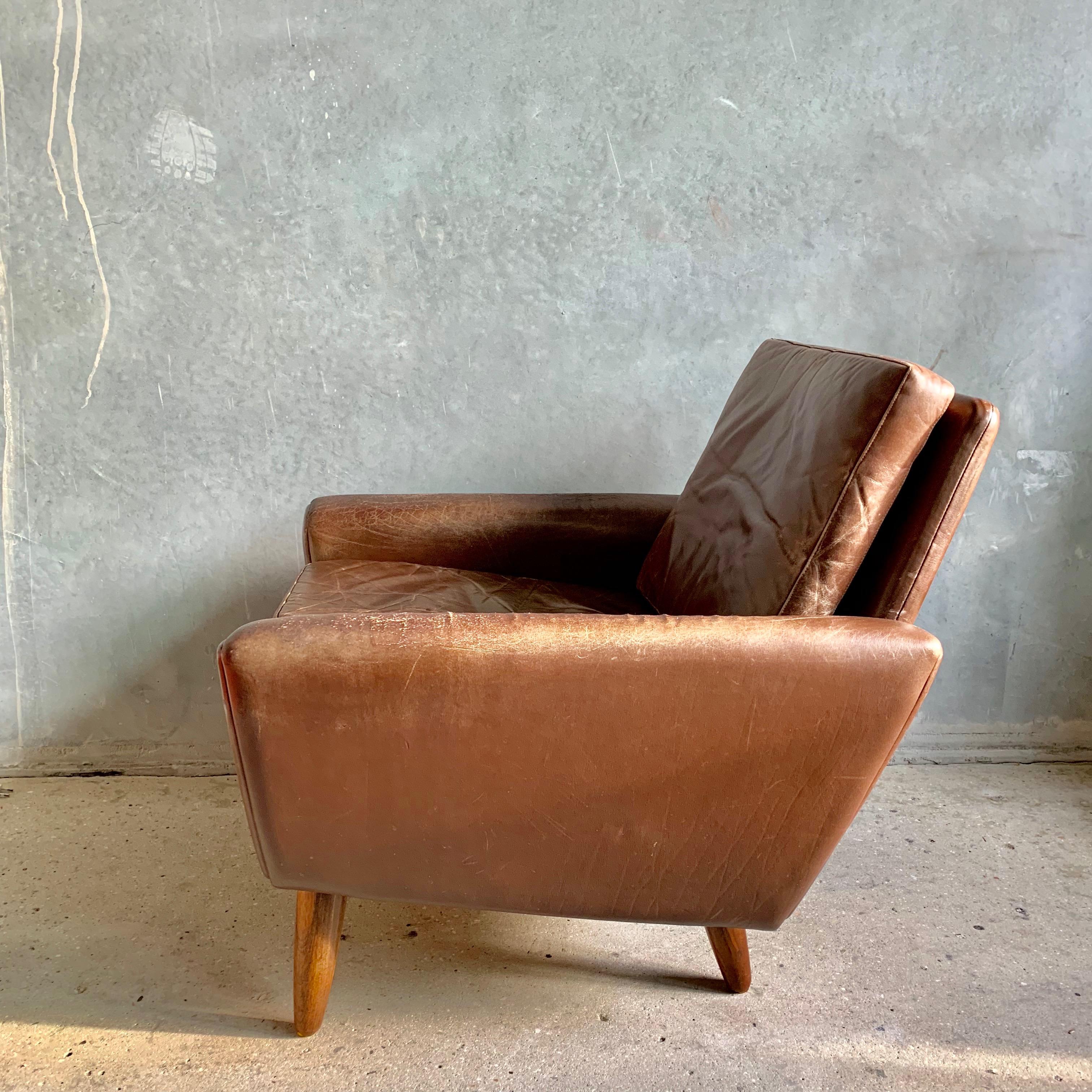 Georg Thams Danish Easy Chair in Brown Patinated Leather, 1960s 5