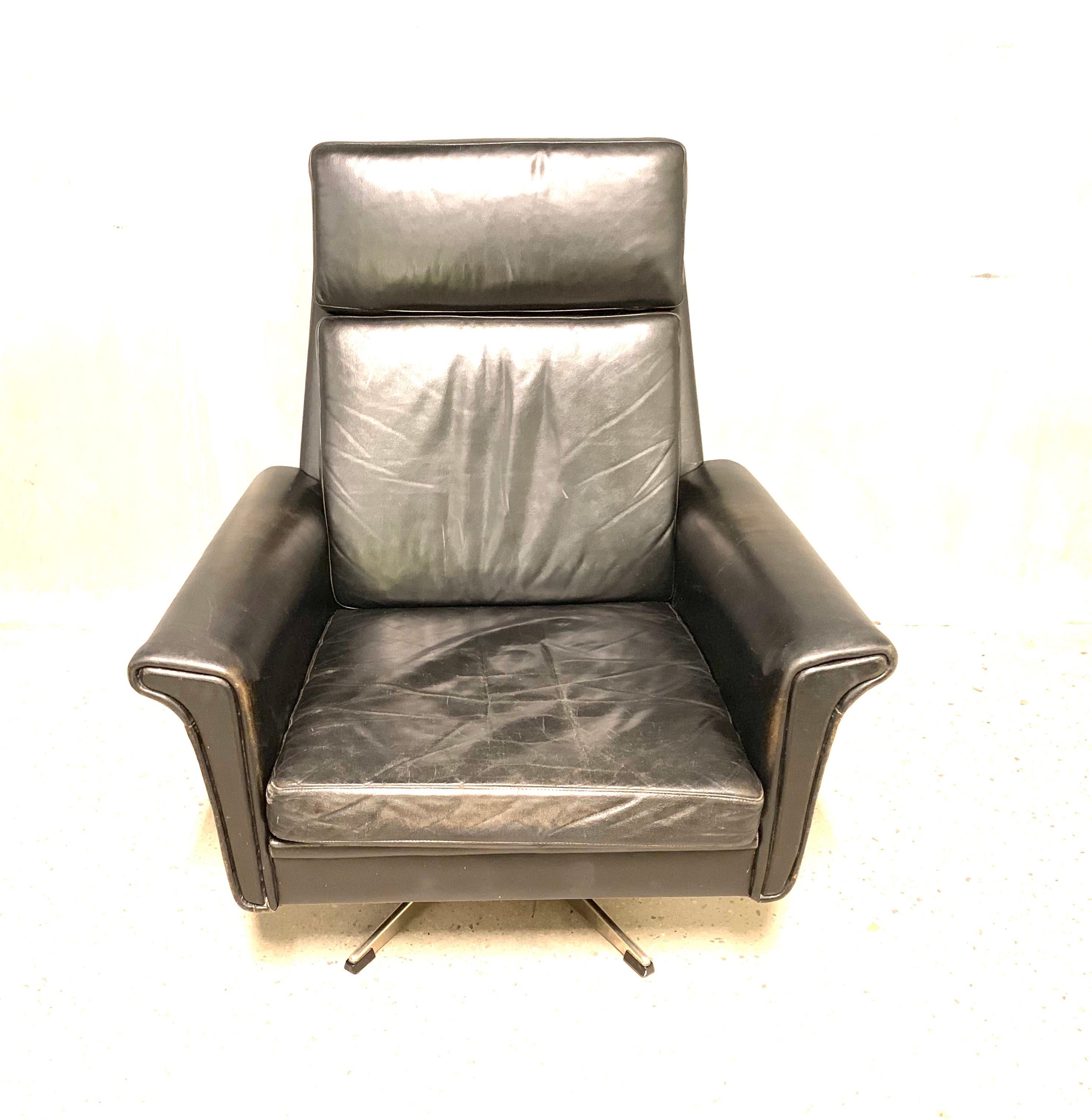 Stainless Steel Georg Thams Danish High Back Swivel Lounge Chair in Black Leather