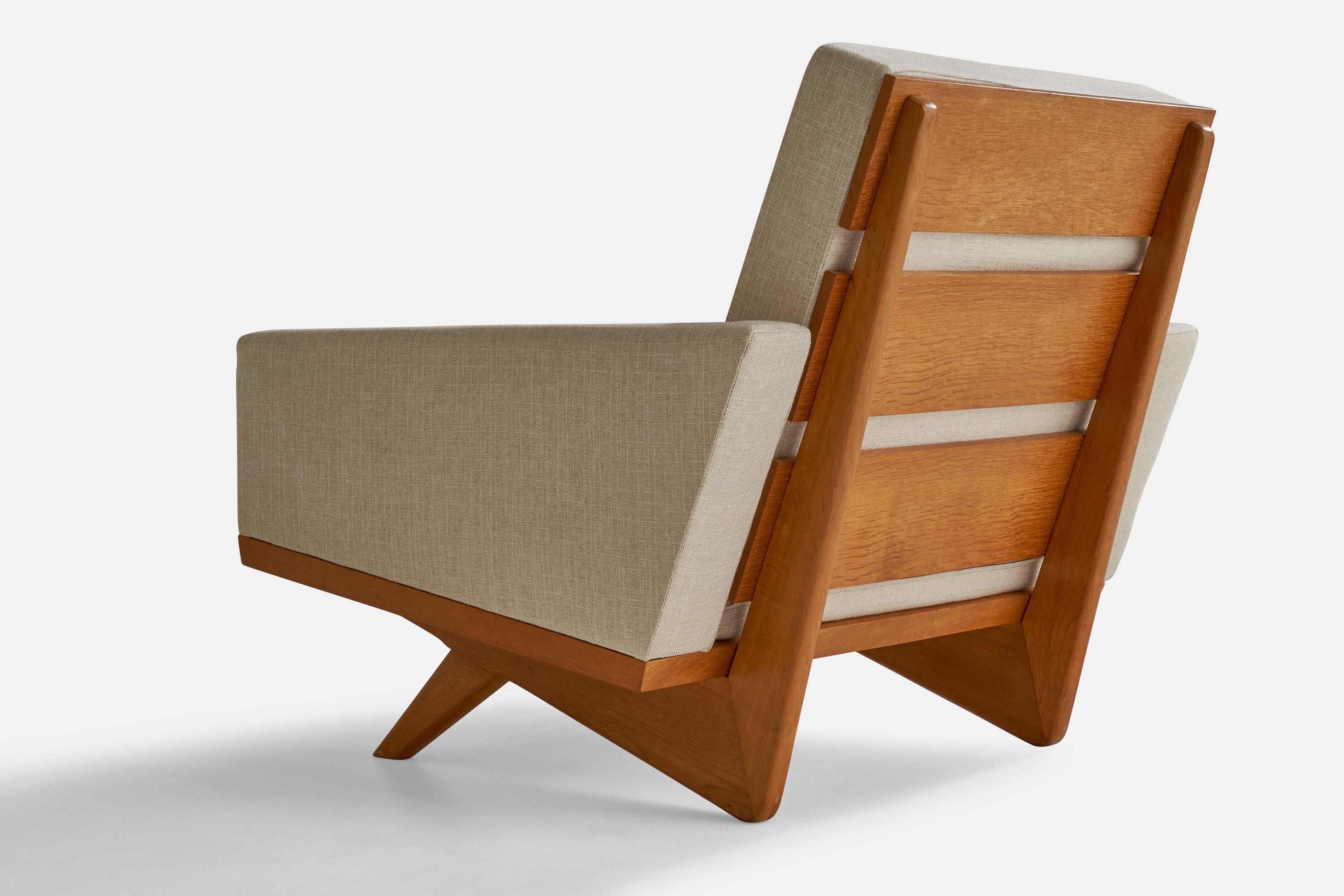 Georg Thams, Lounge Chairs, Oak, Fabric, Denmark, 1964 In Good Condition For Sale In High Point, NC