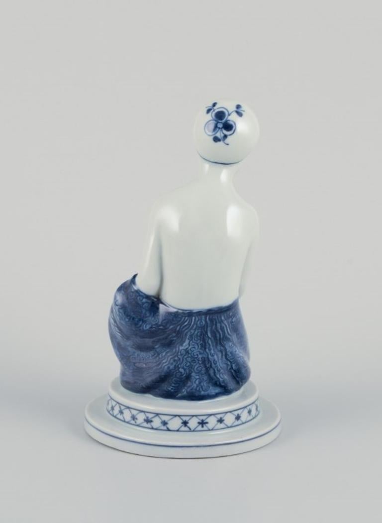 Smaltato Georg Thylstrup per Royal Copenhagen. Scultura in porcellana Art Déco di donna nuda in vendita