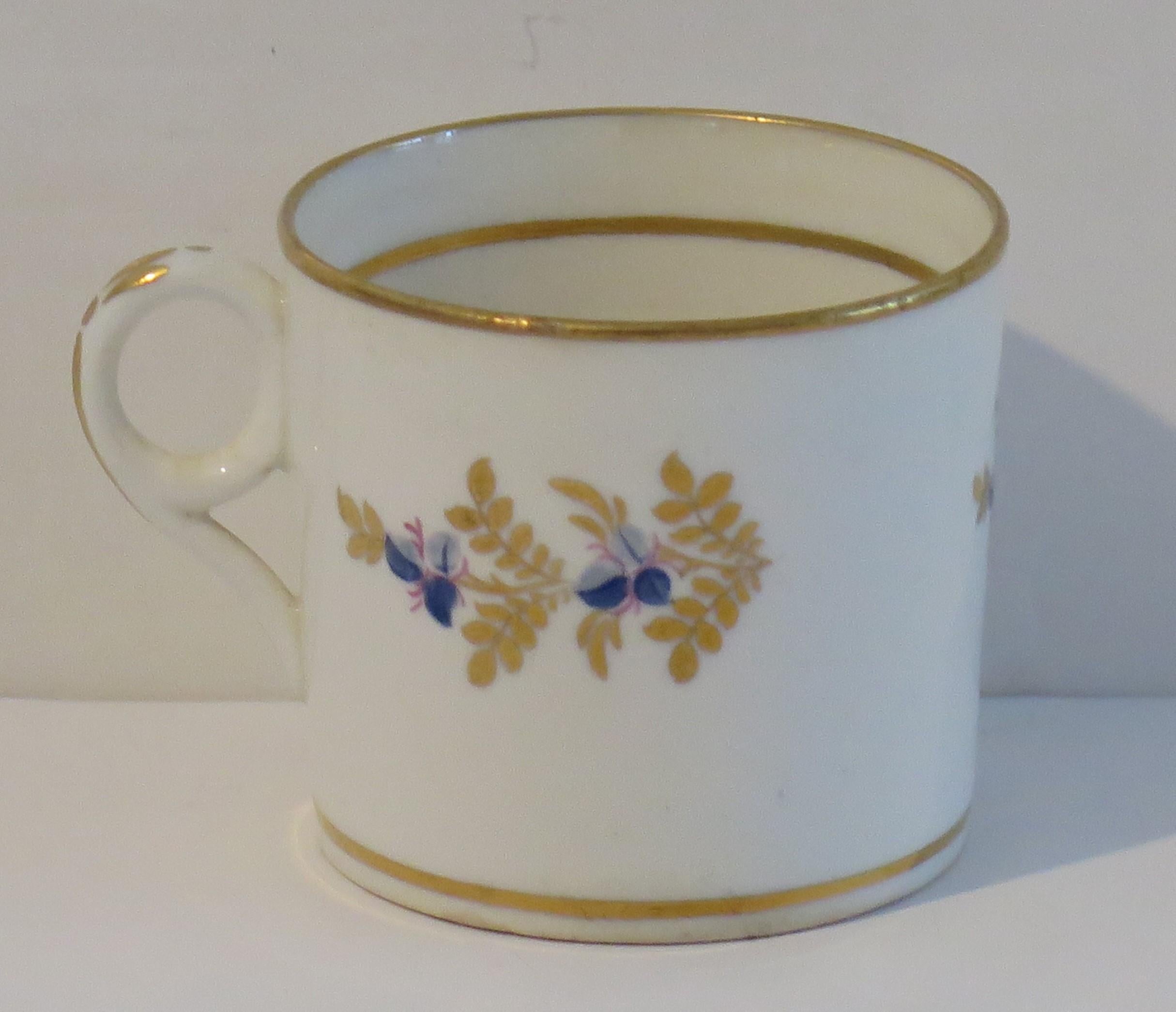 George 111 Lata de café de porcelana pintada a mano Early Minton  Patrón 76, Ca 1805 siglo XIX en venta