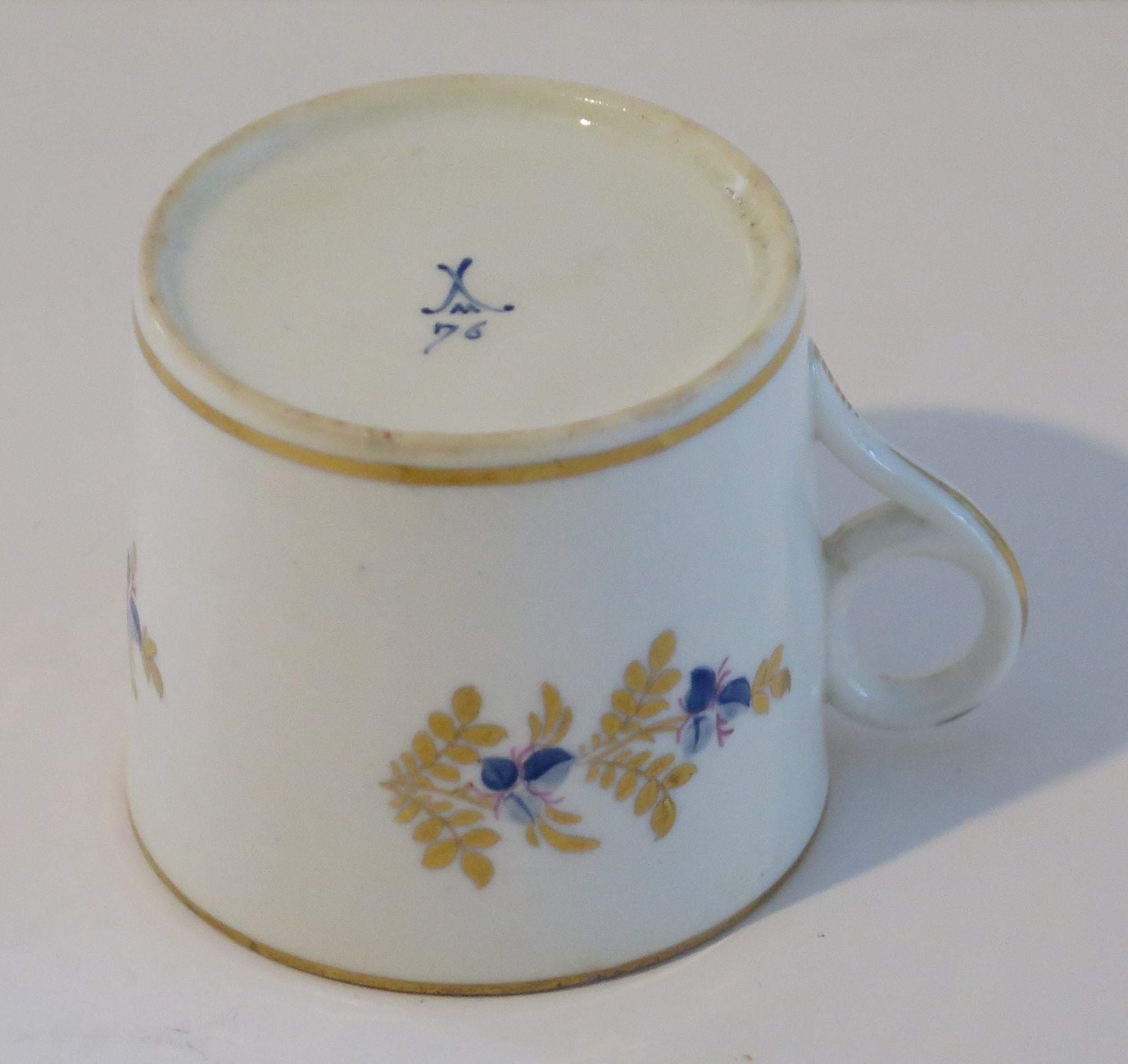 George 111 Lata de café de porcelana pintada a mano Early Minton  Patrón 76, Ca 1805 en venta 1