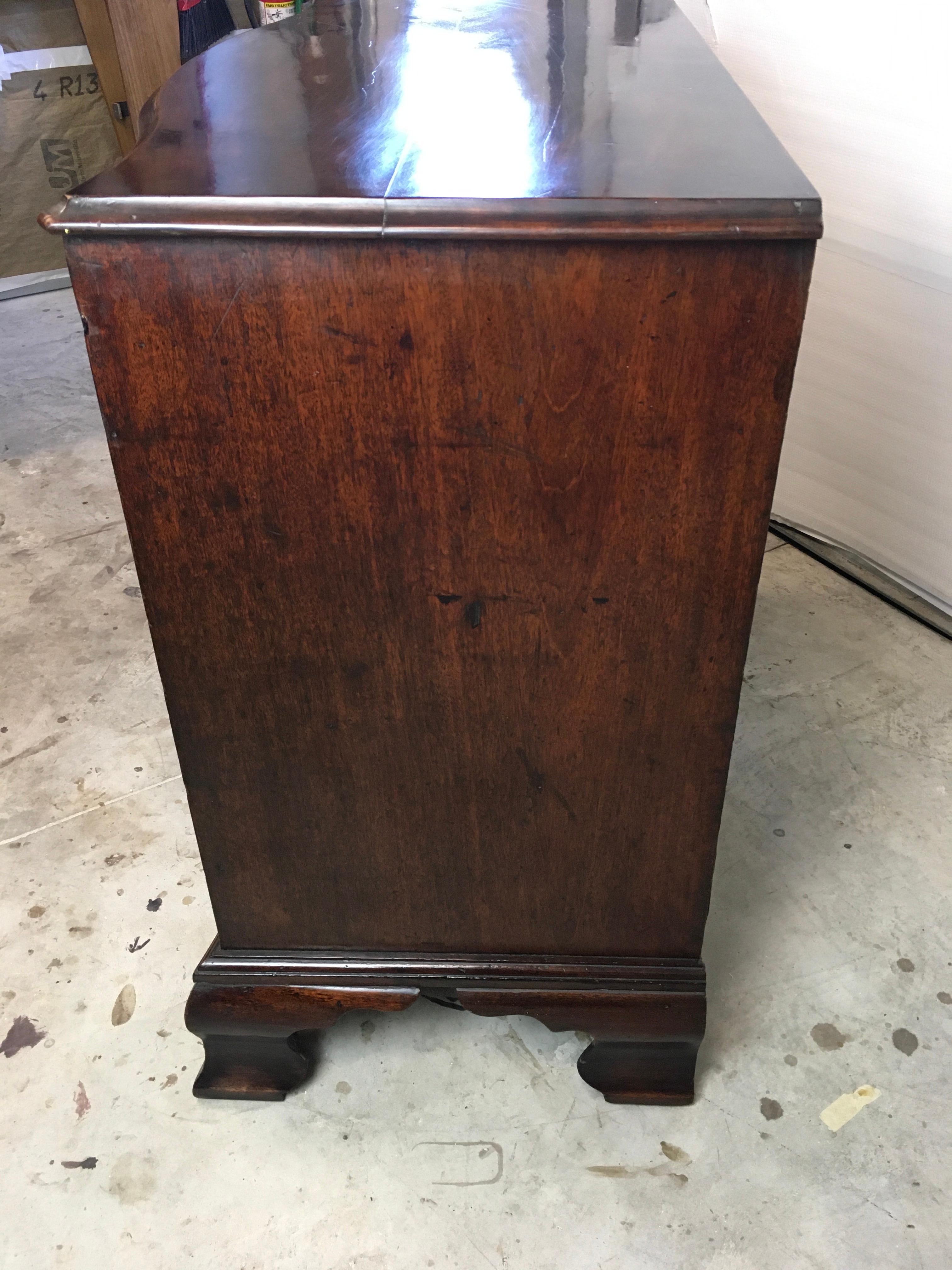 George 111 Mahogany Bachelors Chest For Sale 2