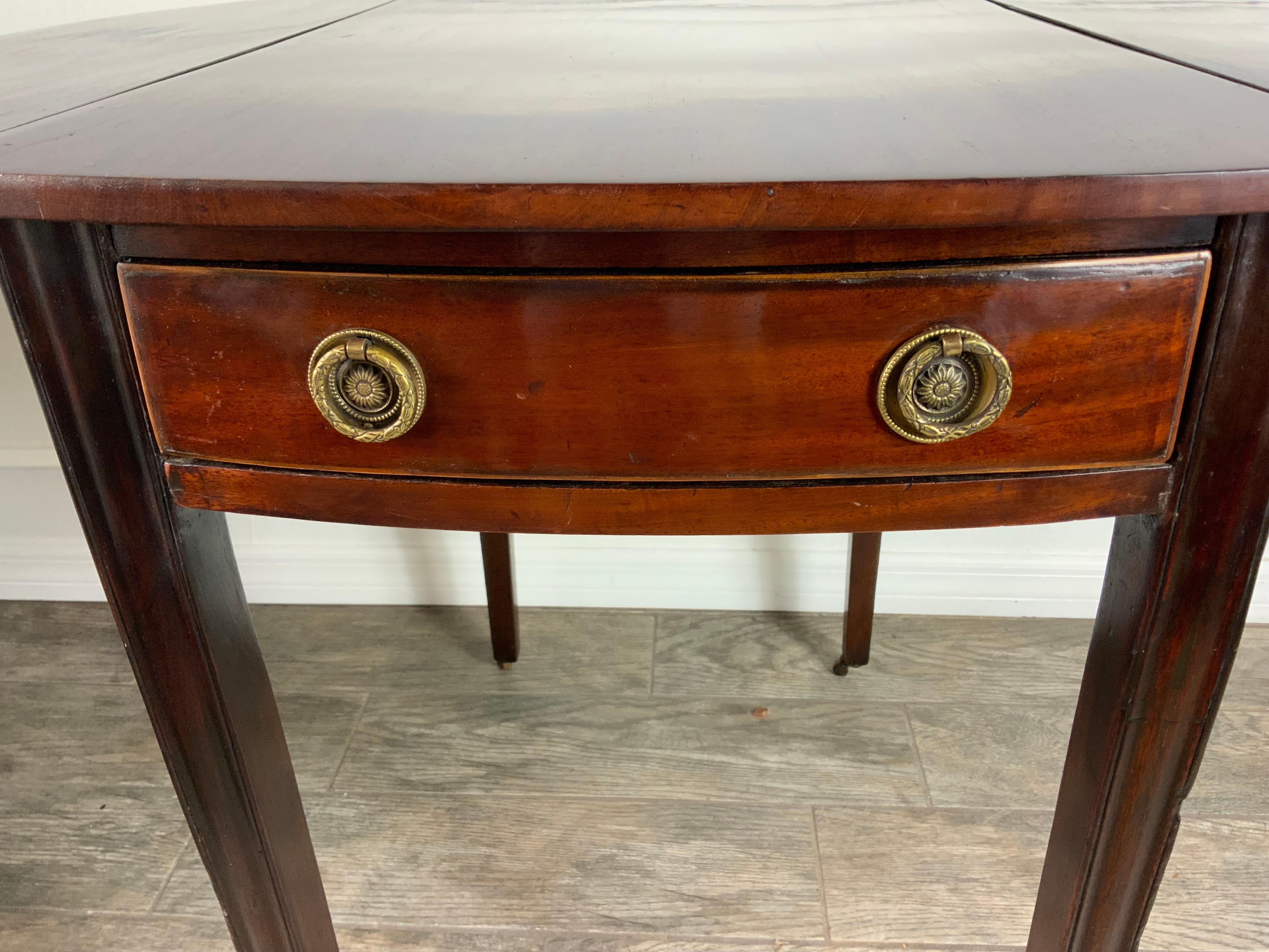English George 111 Mahogany Pembroke Table For Sale