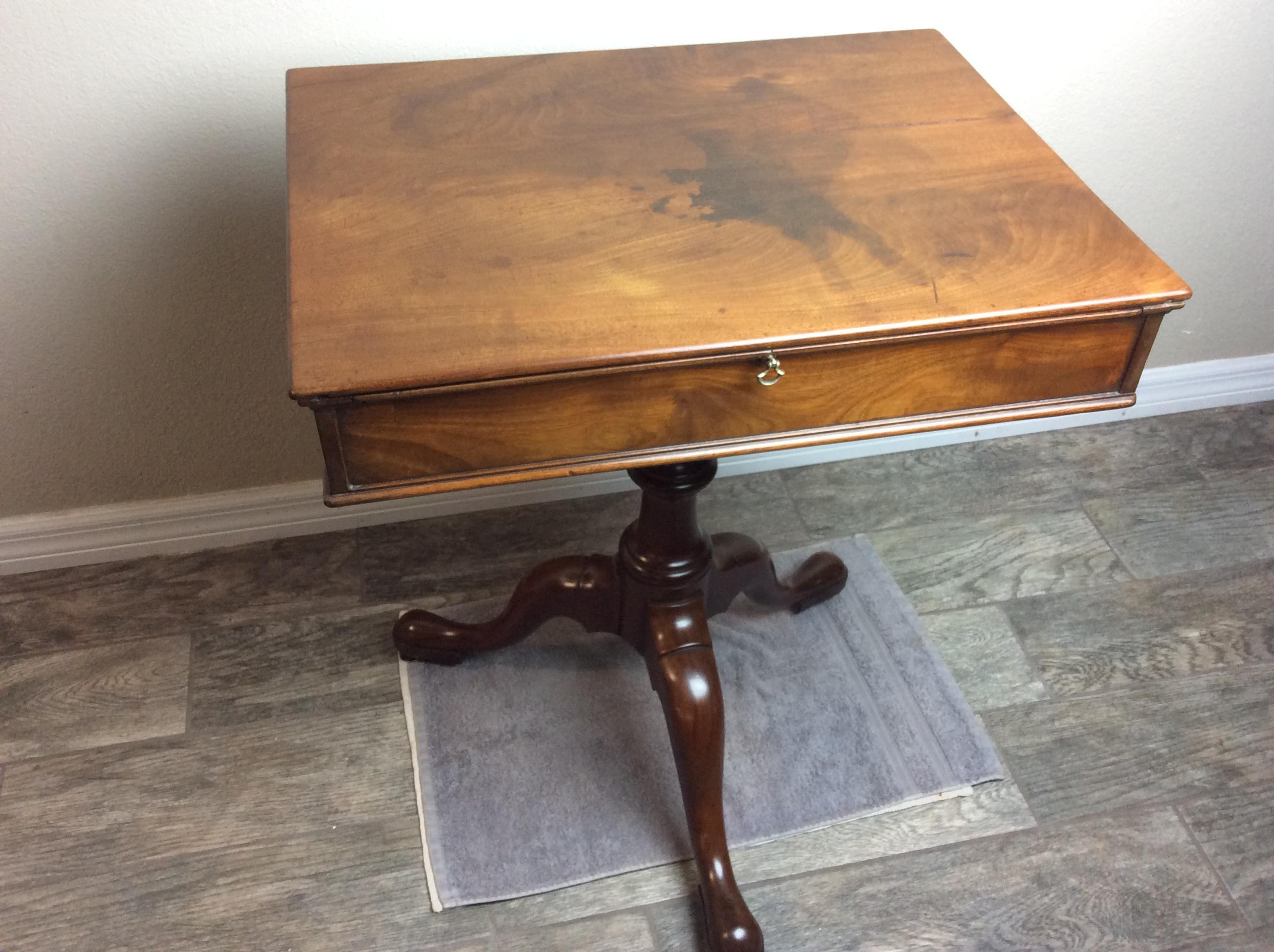 George 111 Mahogany Work / Writing Table For Sale 8