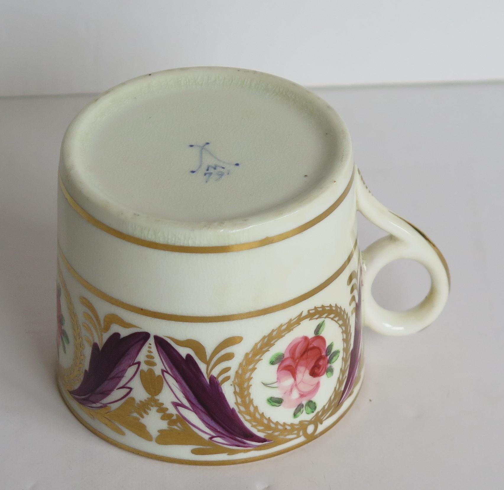 Canne à café en porcelaine de George 111 Minton peinte à la main à motif 791, vers 1805 en vente 10