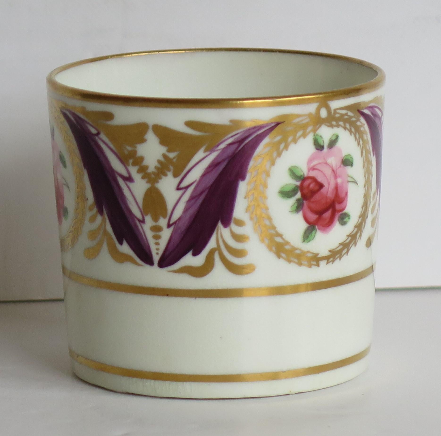 George 111 Minton Porcelain Coffee Can Hand Painted in Pattern 791, Ca 1805 For Sale 1