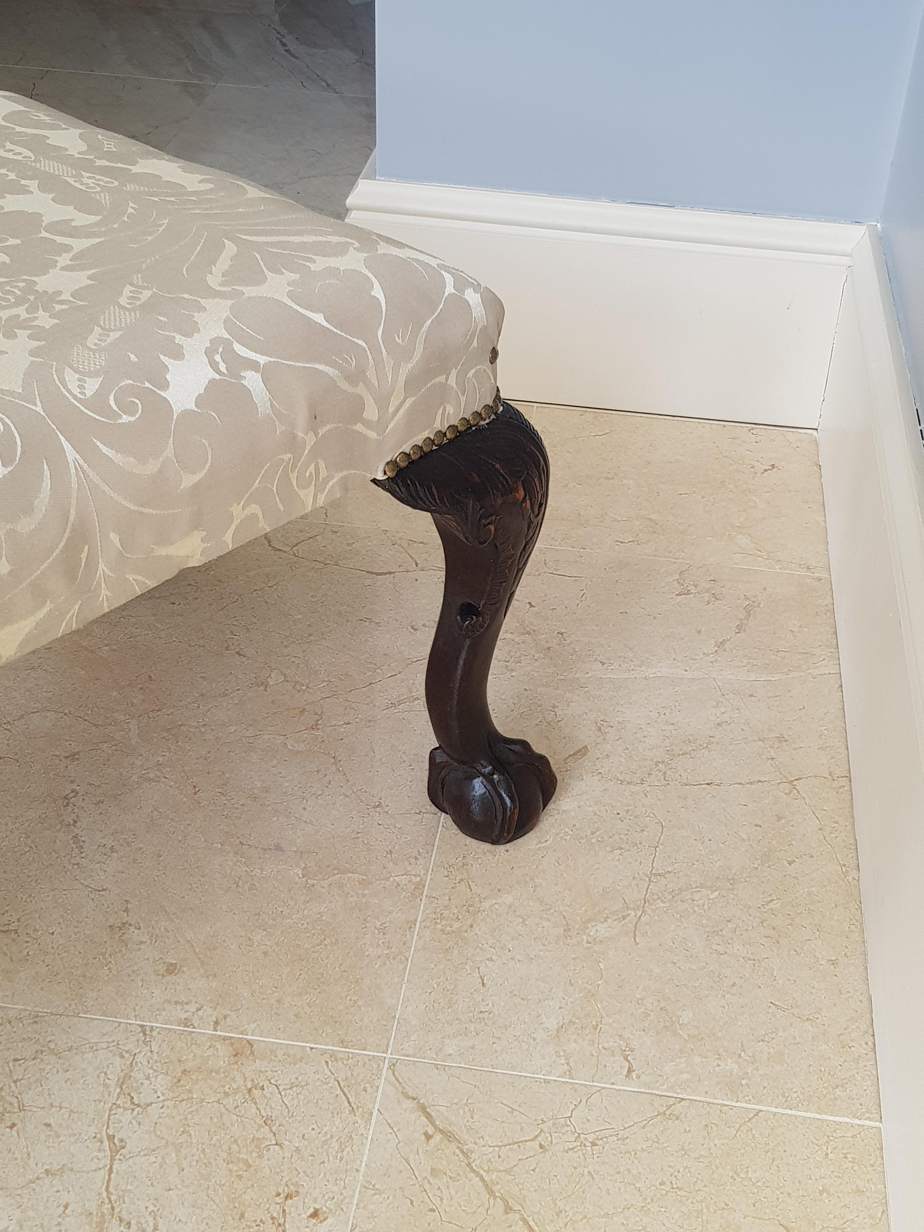 George 111 Style Damask Upholstered Walnut Stool In Good Condition For Sale In Dromod, Co. Leitrim