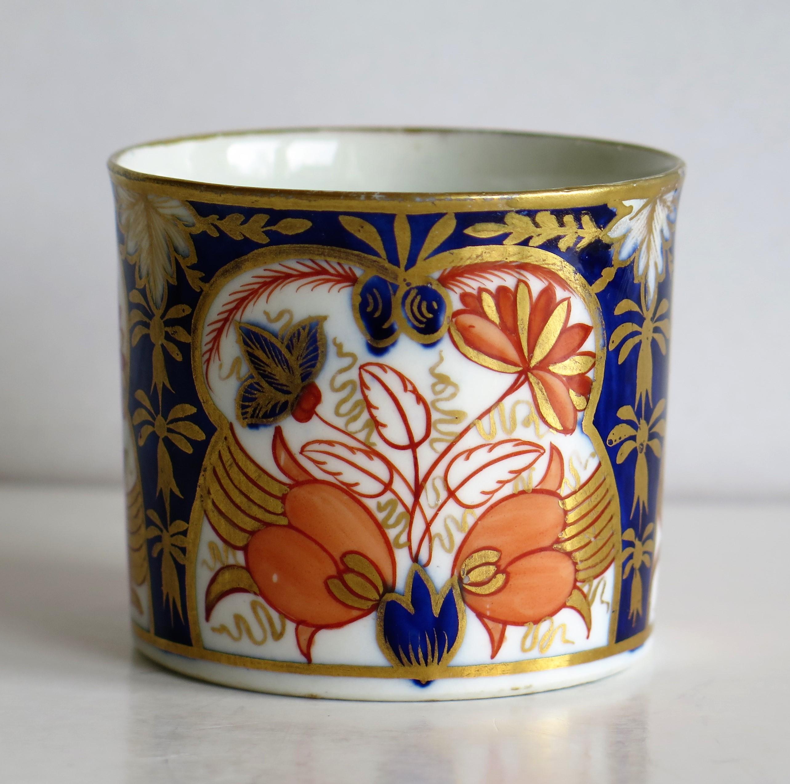 Hand-Painted George Third Coalport John Rose Porcelain Coffee Can, circa 1810