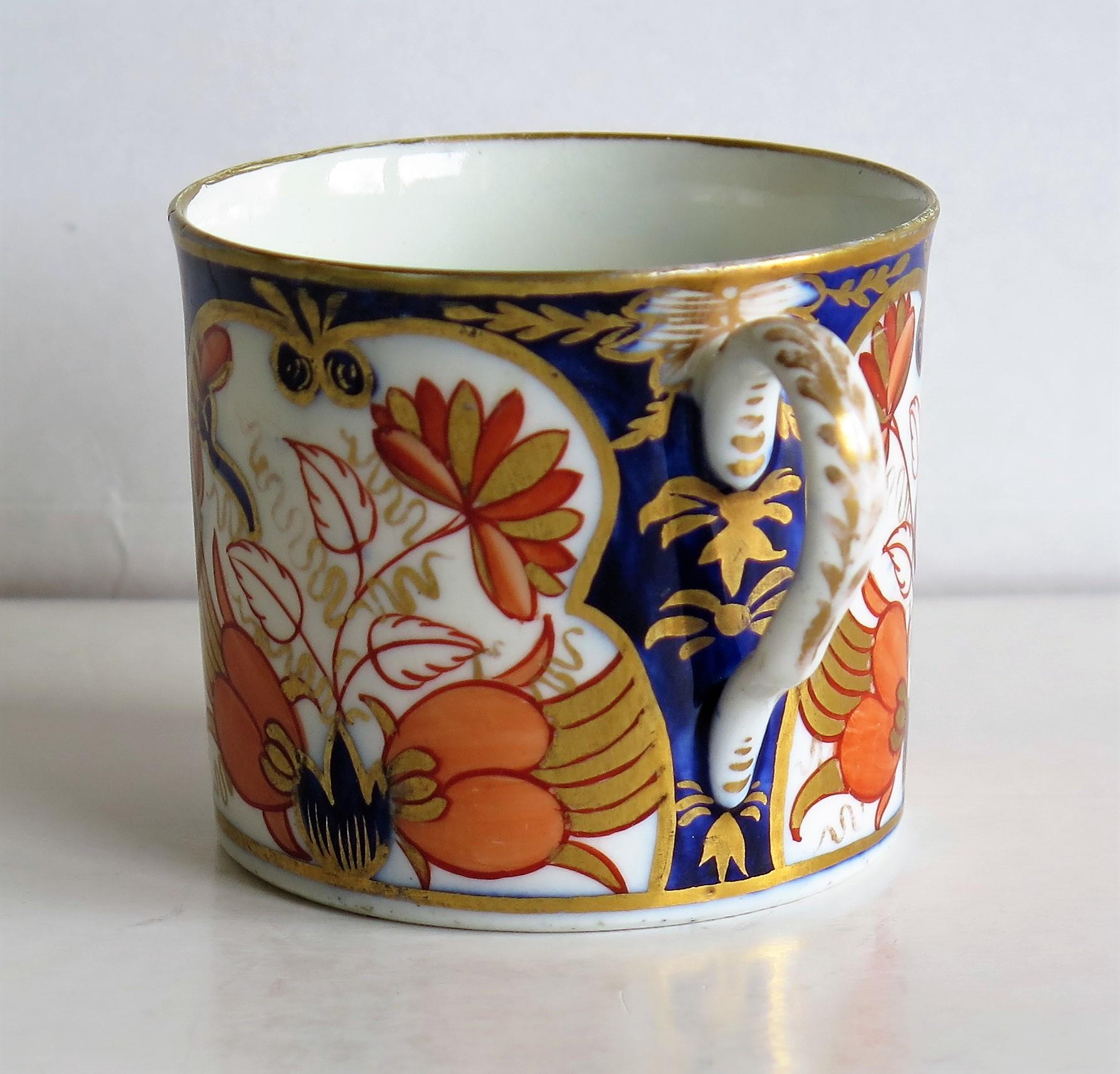 George Third Coalport John Rose Porcelain Coffee Can, circa 1810 In Good Condition In Lincoln, Lincolnshire