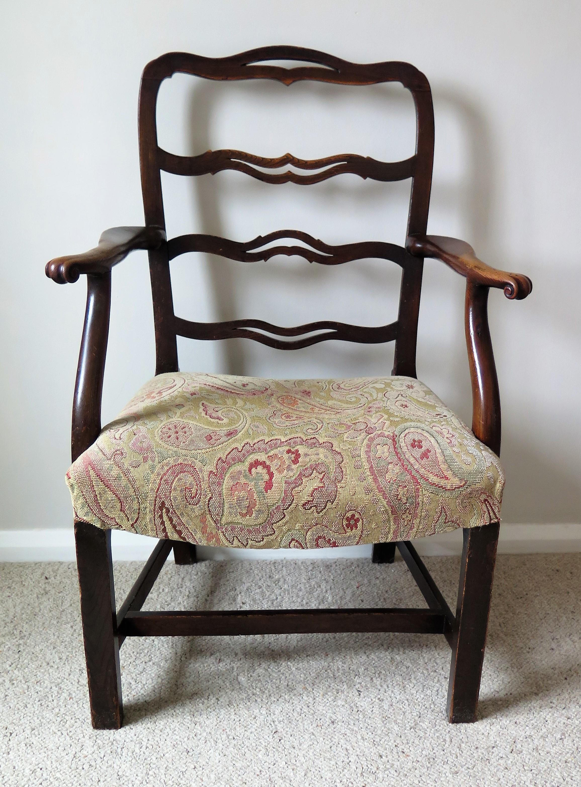 George 11nd Country Armchair Elm with Ribbon Back and Crook Arm, English Ca 1750 In Good Condition In Lincoln, Lincolnshire