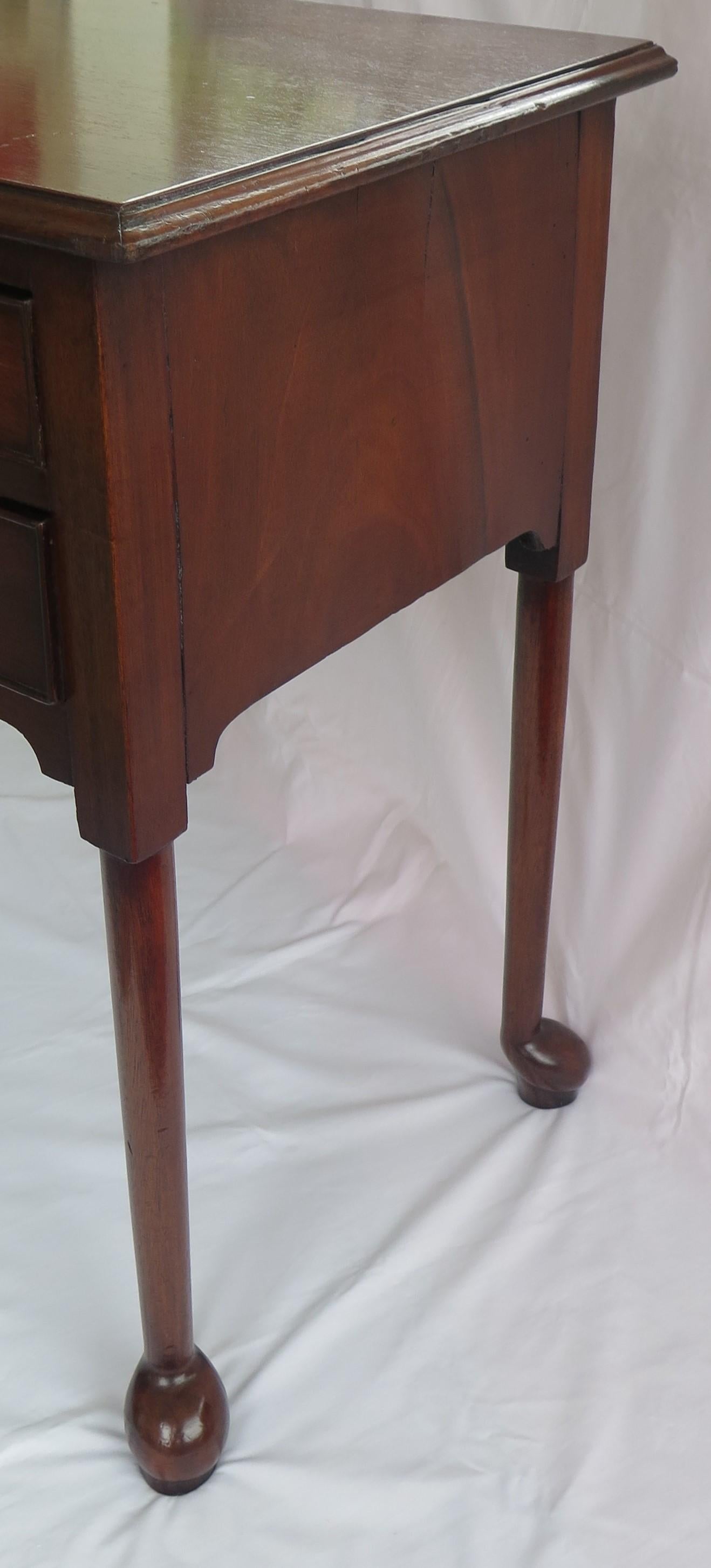 George II Lowboy 3 Drawers High Cabriole Legs Hoof Feet, Ca 1745 9