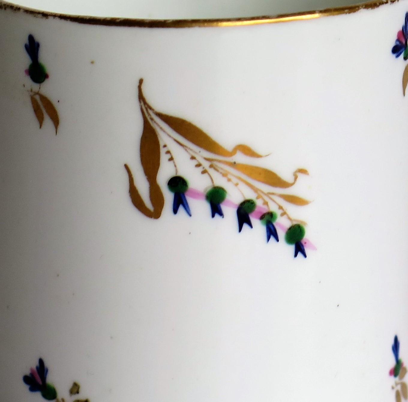 George 3rd Derby Coffee Can Chantilly Sprigs Pattern 129, circa 1805-1810 5