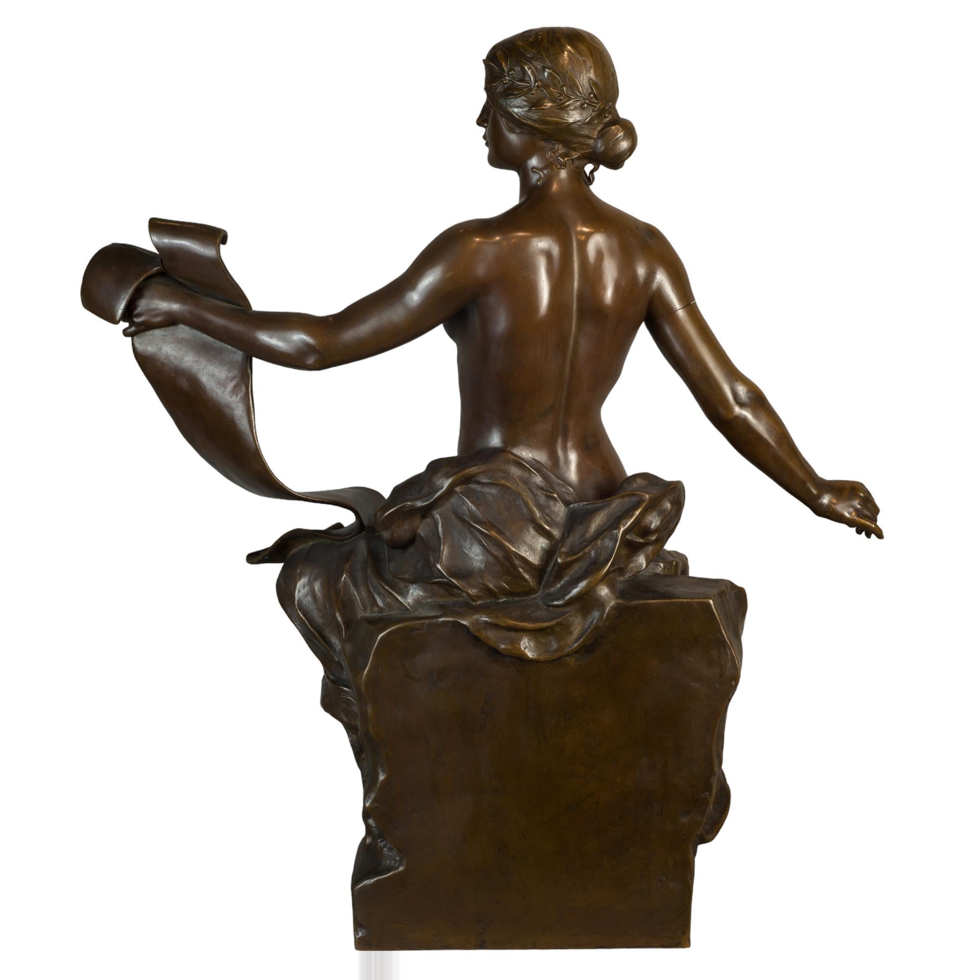 Statua femminile in bronzo figurata di Georges Bareau e Barbedienne - Figurative Sculpture Oro di George Bareau