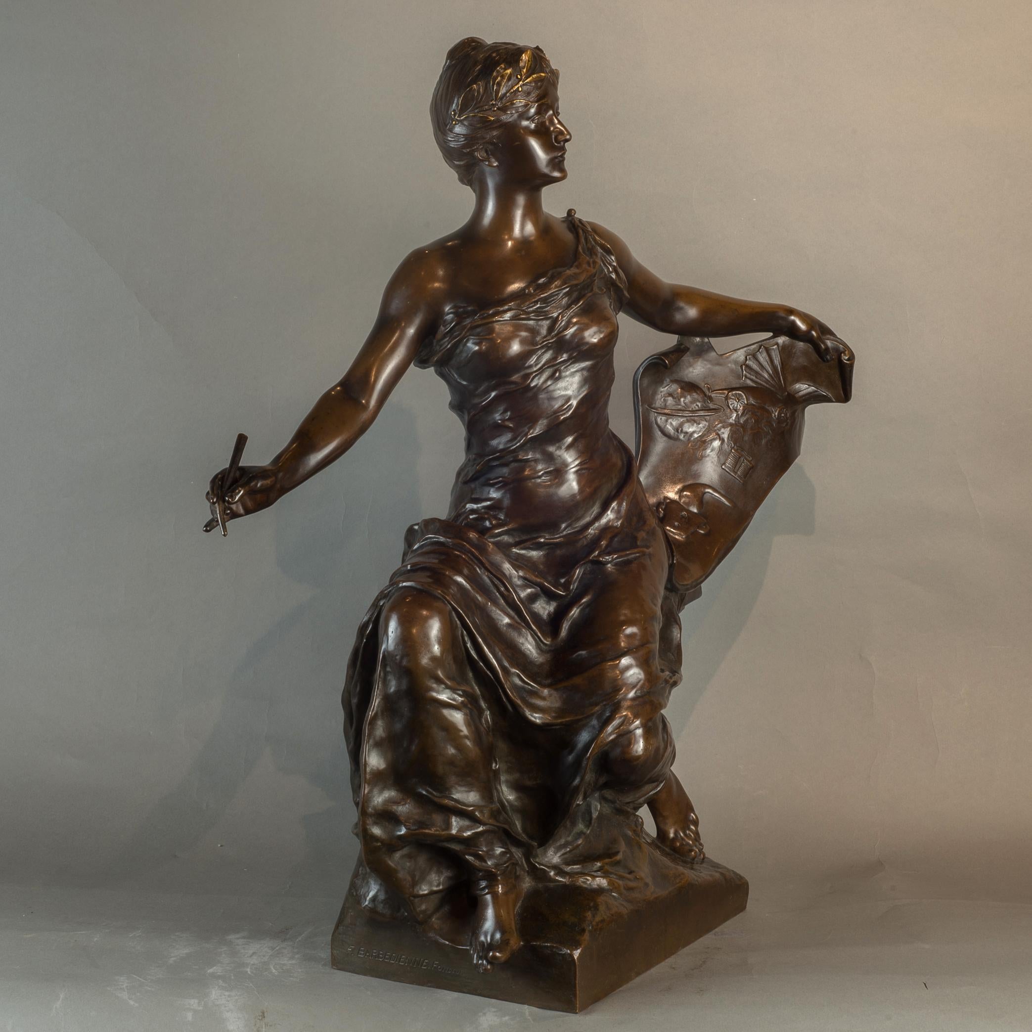 Statua femminile figurata in bronzo con cartiglio di Georges Bareau e Barbedienne - Sculpture di George Bareau