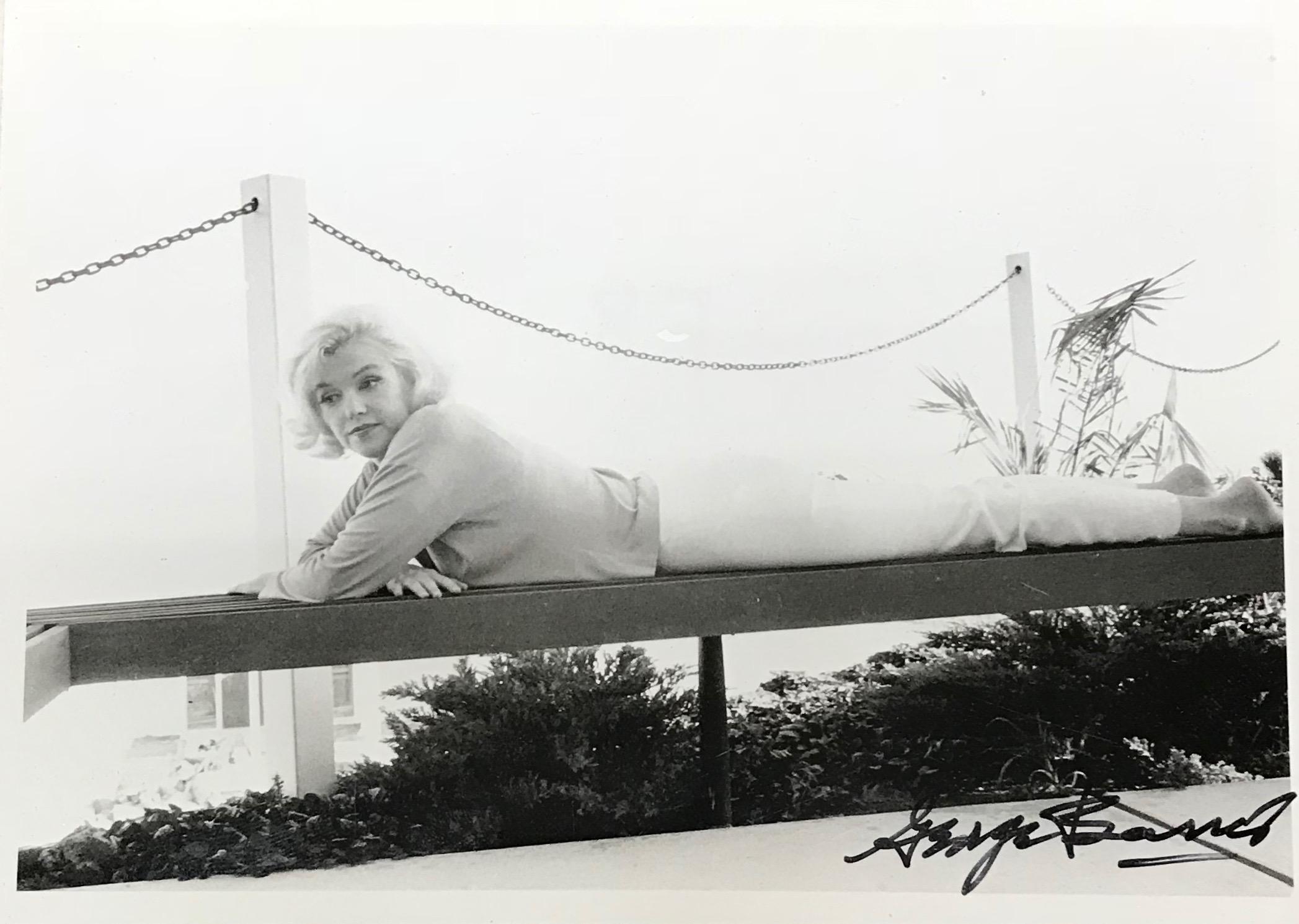 Bei diesem Werk handelt es sich um ein Triptychon aus drei Originalfotografien, die 1962 von George Barris aufgenommen und später gedruckt wurden. Diese Fotos von Marilyn Monroe sind Teil einer Serie mit dem Titel 