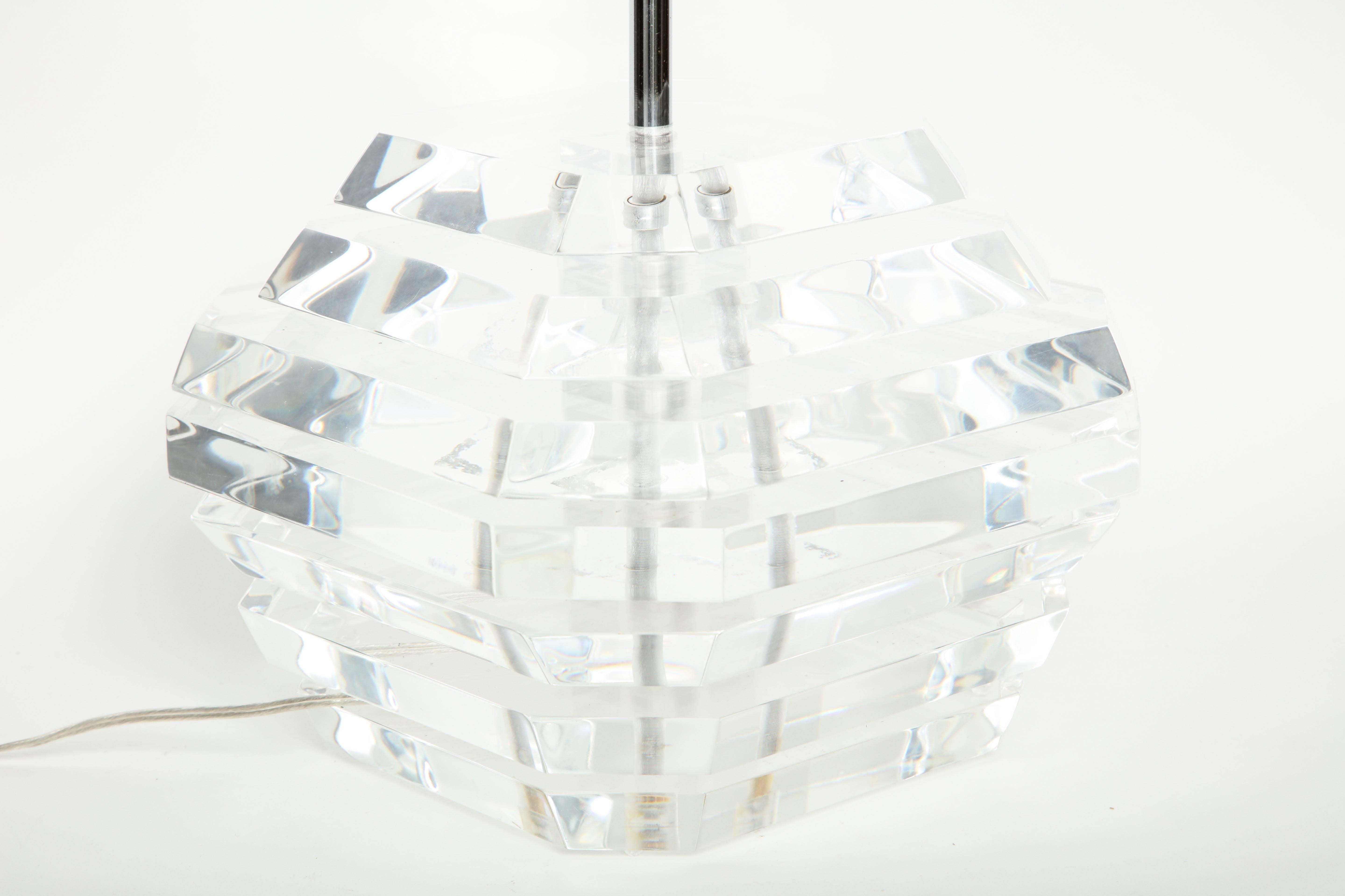 Lucite-Lampen von George Bullio (Moderne) im Angebot