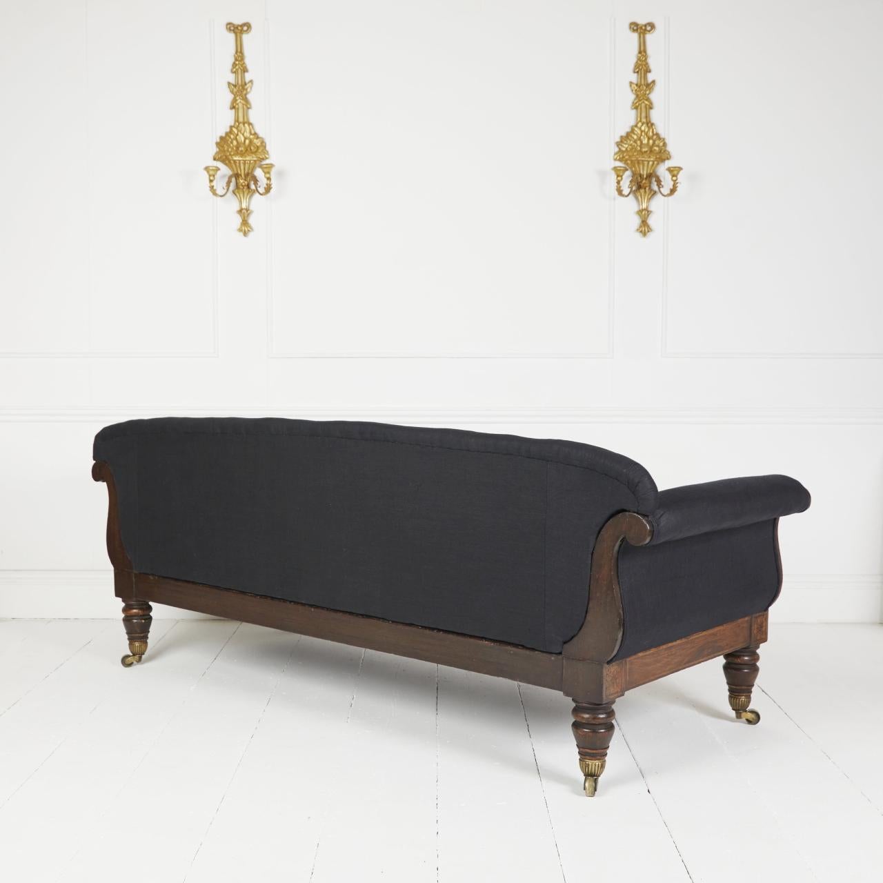 Canapé régence peint George Bullock en vente 5