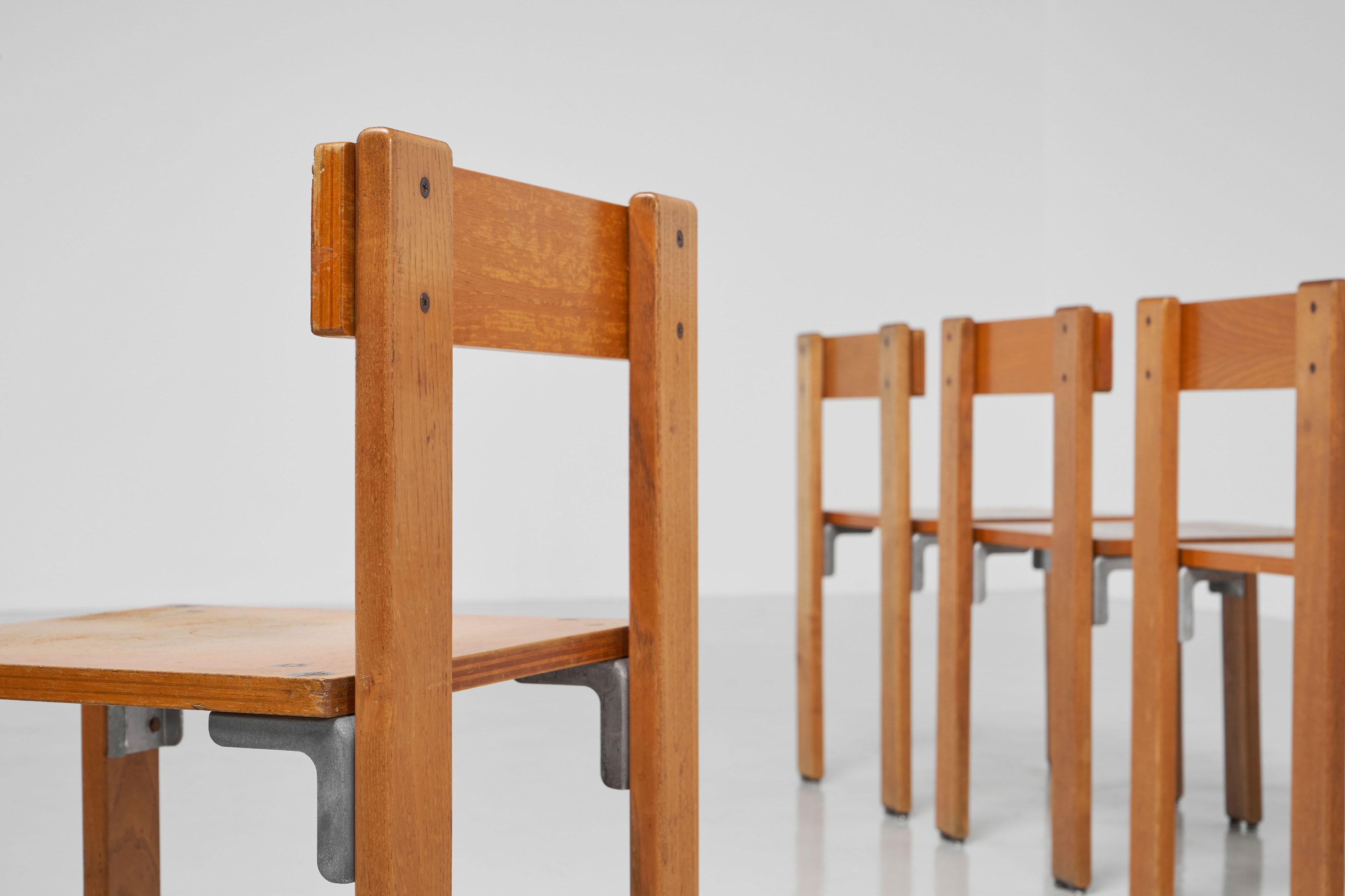 Stühle von George Candilis für Sentou, Frankreich, 1968 im Angebot 3