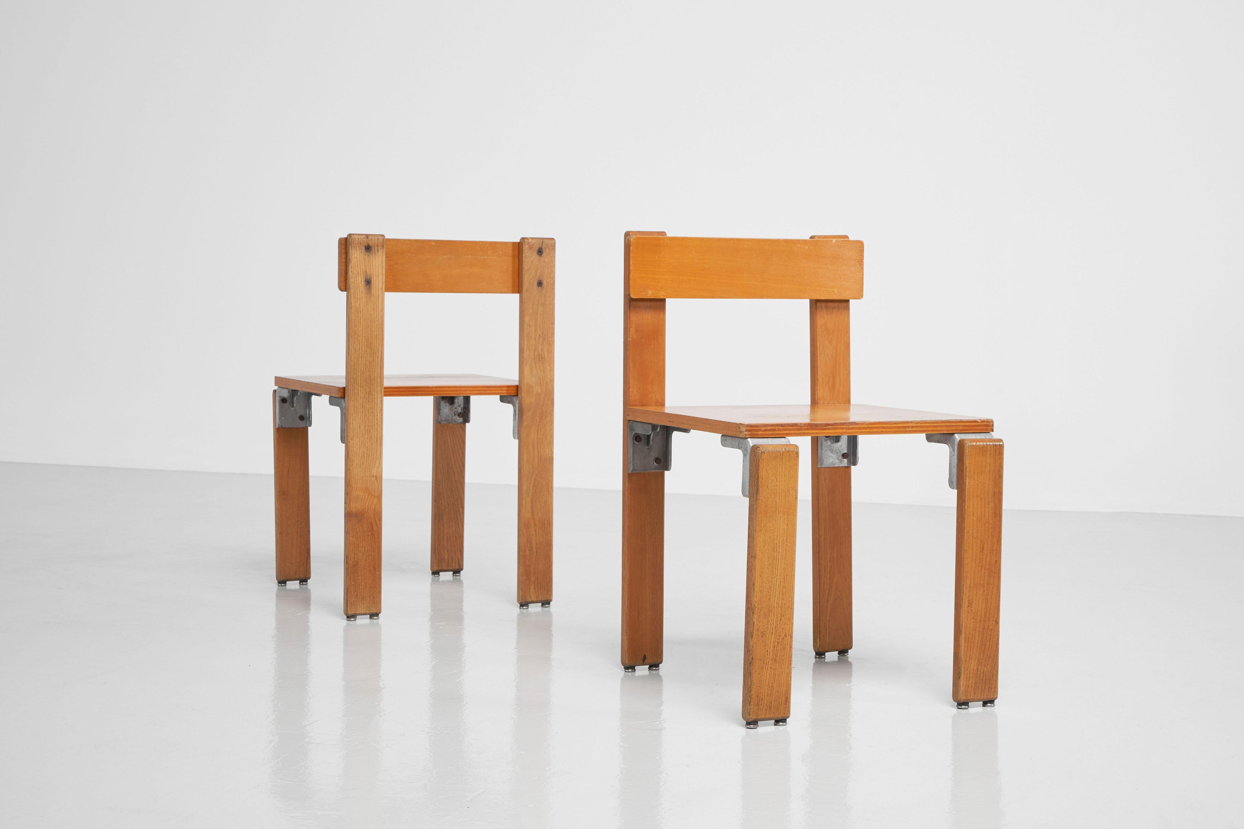 Stühle von George Candilis für Sentou, Frankreich, 1968 im Angebot 4