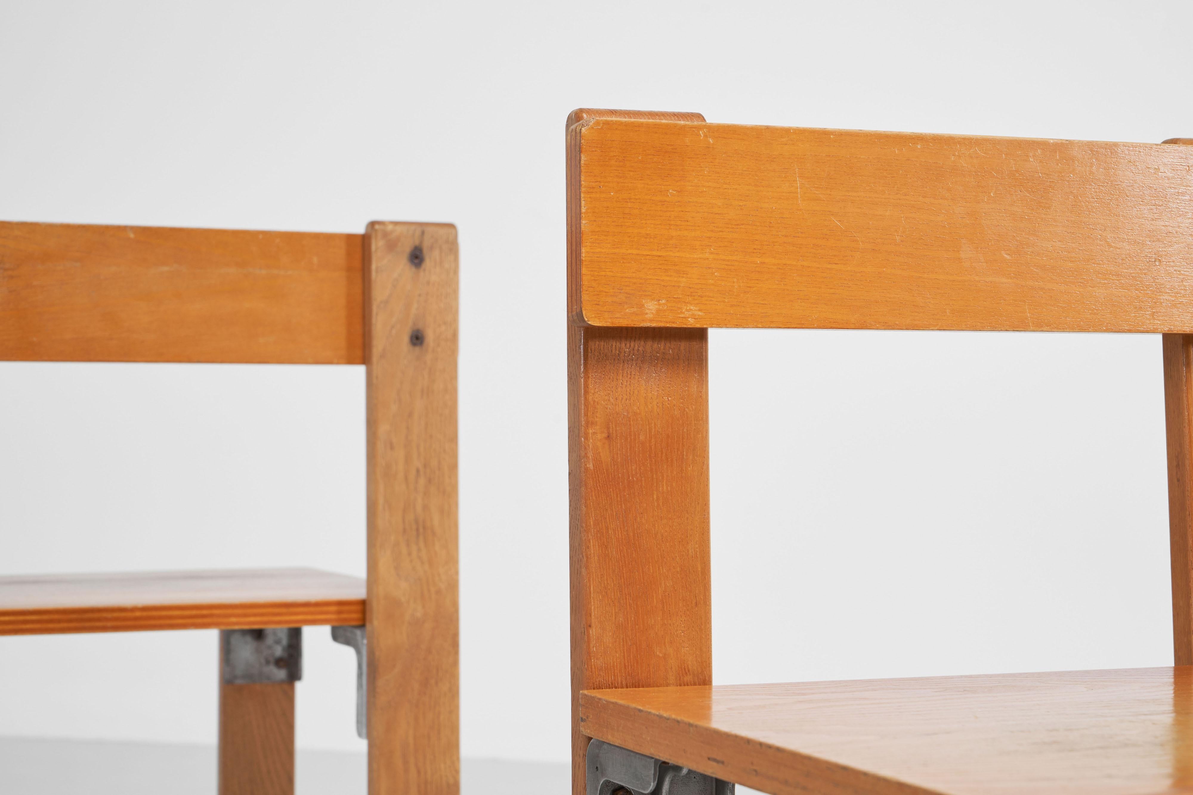 Stühle von George Candilis für Sentou, Frankreich, 1968 im Angebot 5