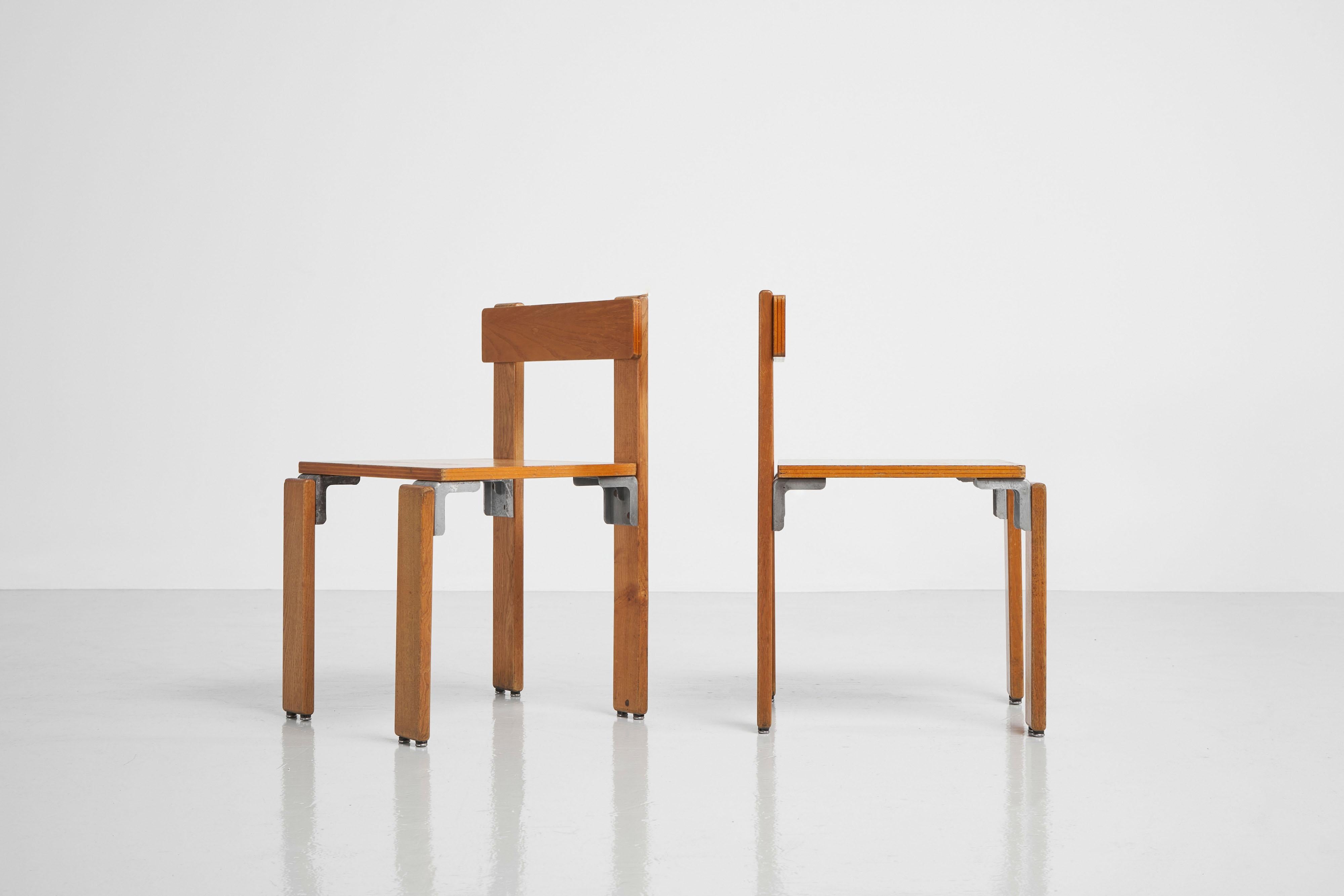 Stühle von George Candilis für Sentou, Frankreich, 1968 im Angebot 9