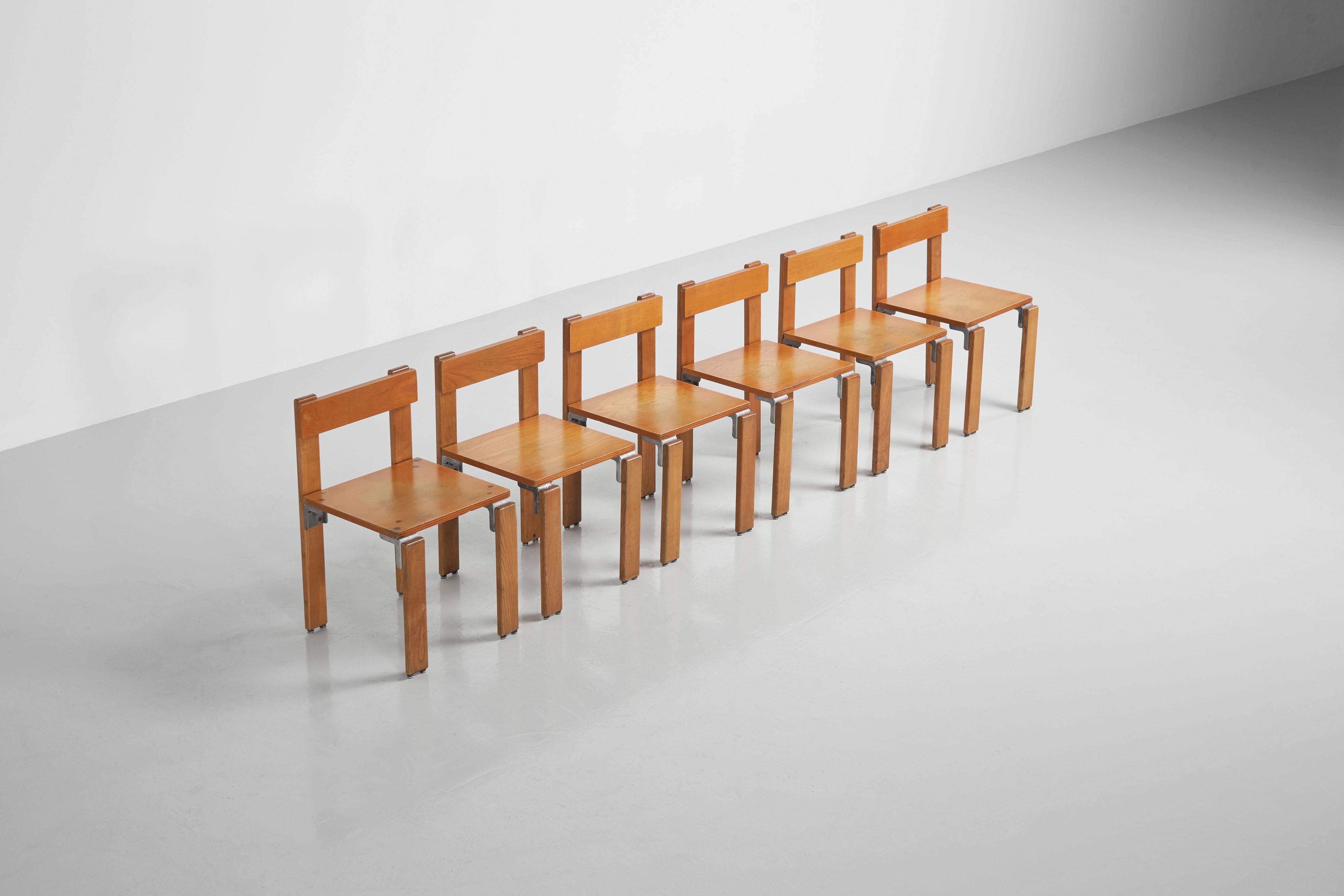 Stühle von George Candilis für Sentou, Frankreich, 1968 (Mitte des 20. Jahrhunderts) im Angebot