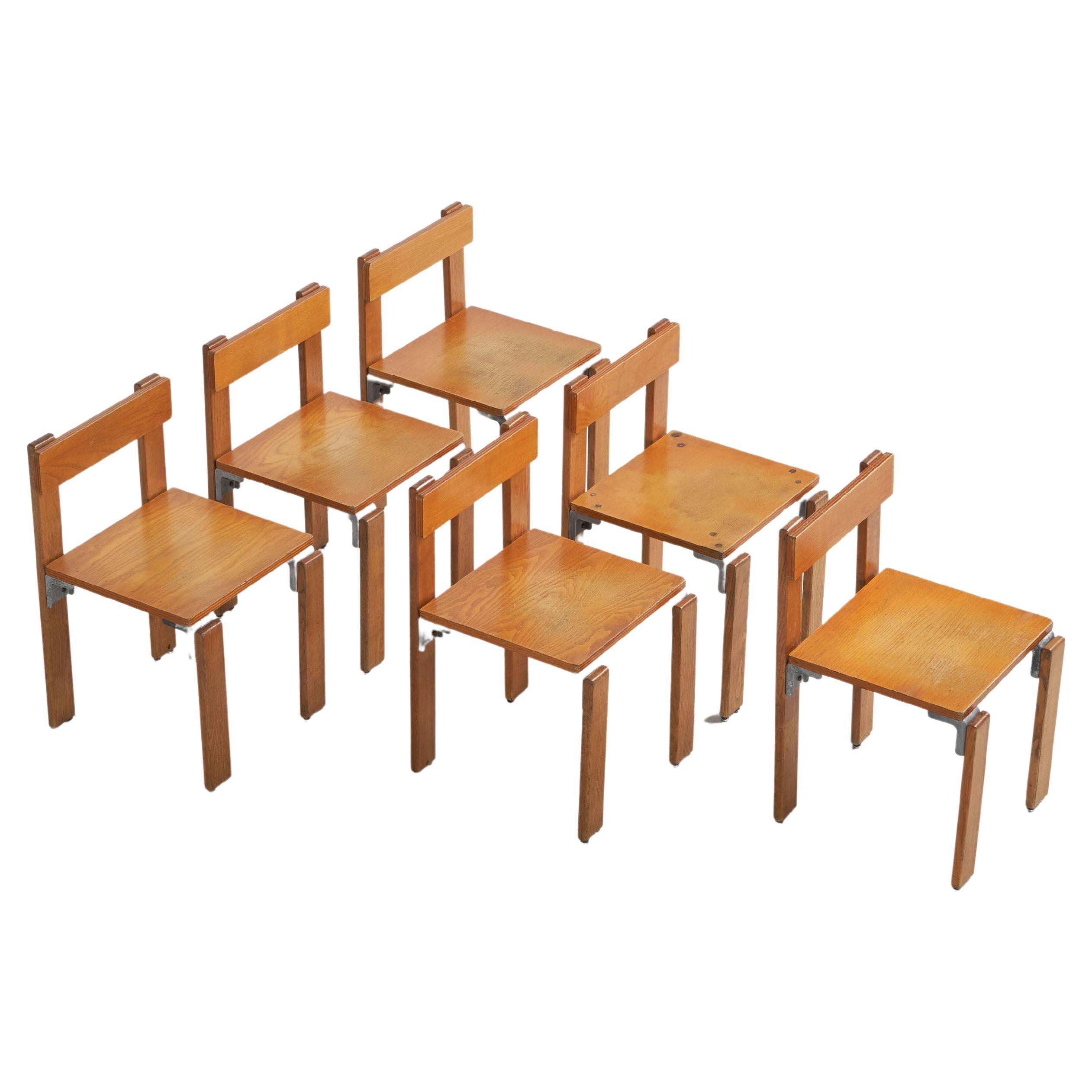 George Candilis chairs for Sentou France 1968 For Sale