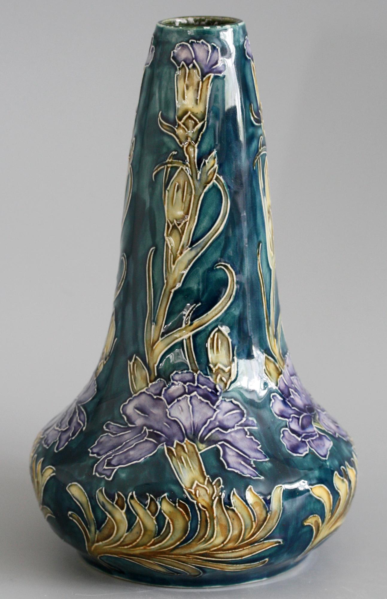 George Cartlidge Hancock Morris Ware, handbemalte Art-déco-Vase mit Schnitzereien (Art déco) im Angebot