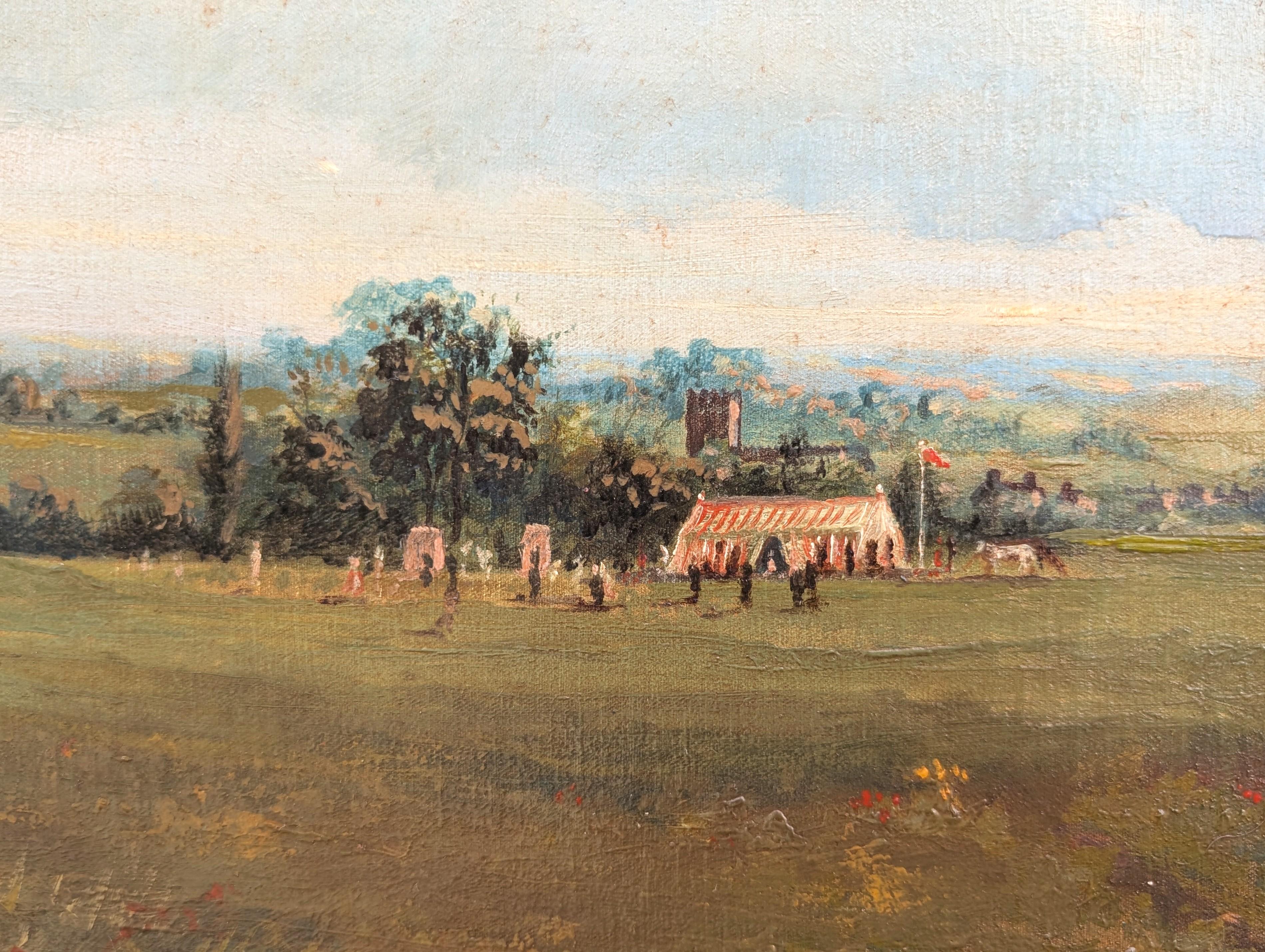 Naturalistisches Landschaftsgemälde eines Pferdes, das auf einem Feld neben einem Polozelt steht im Angebot 3