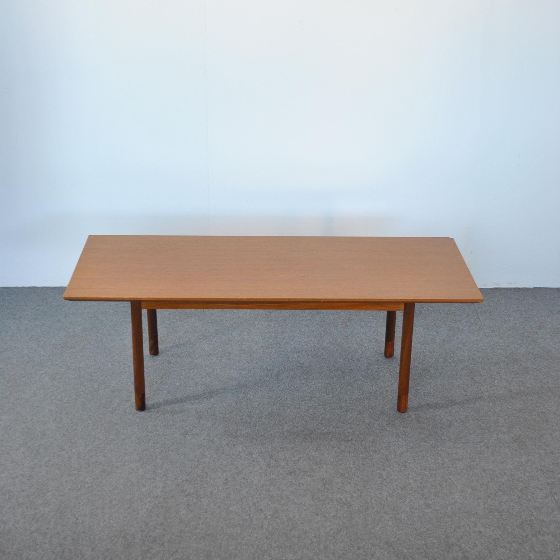 Wooden coffee table produced by 3V Arredamenti Padova Italy 1960s.