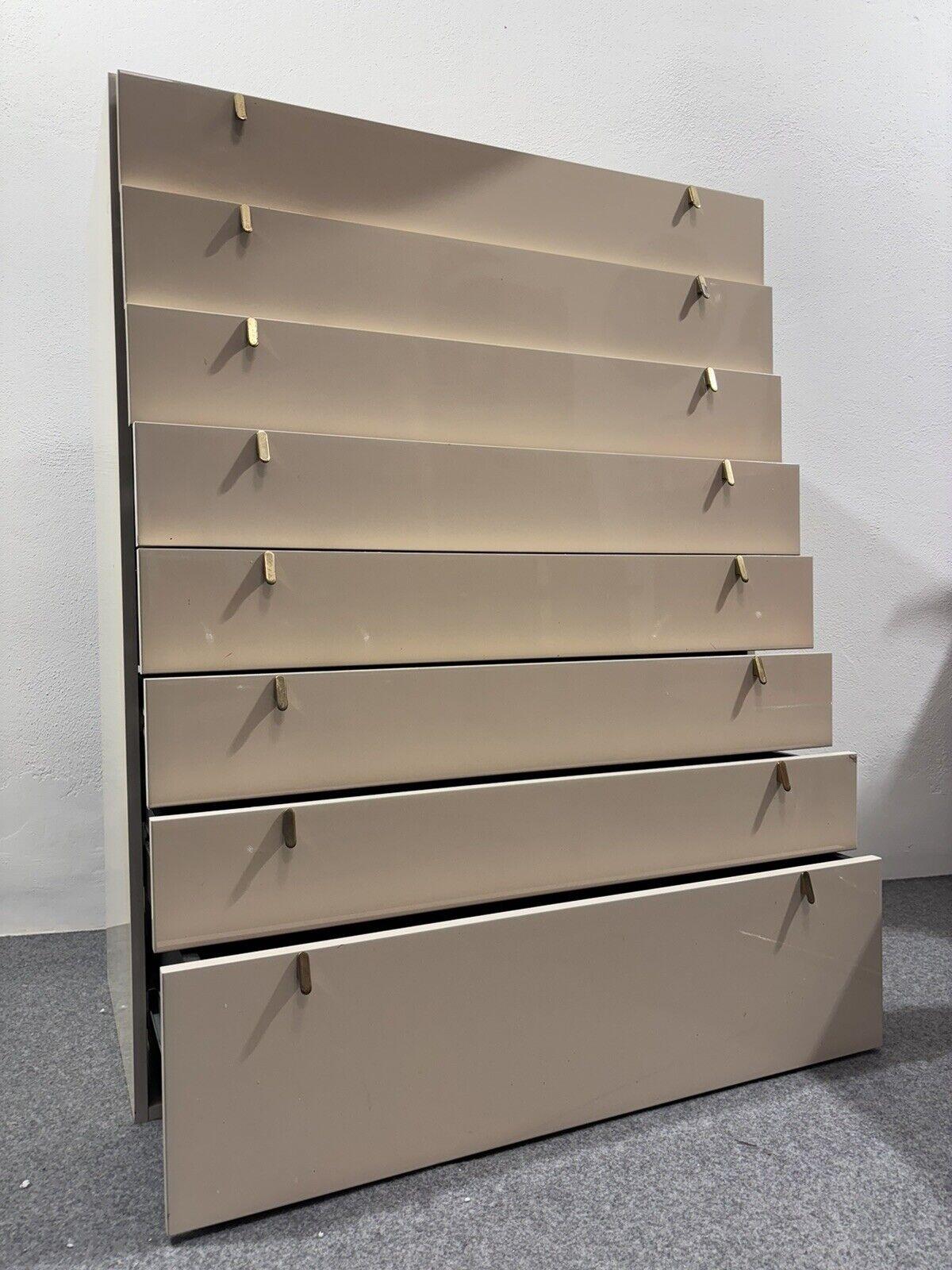 George Coslin Chest of Drawers Longato Henna 1970s Modern Design For Sale 2