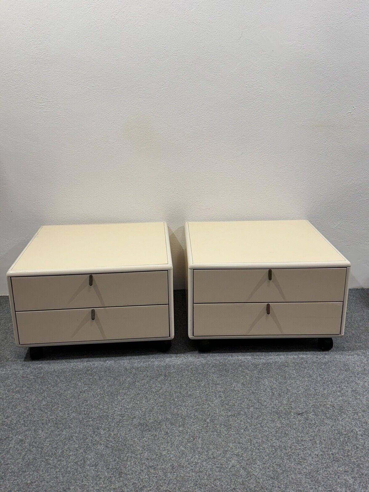 George Coslin Pair Of Longato Henna Nightstands 1970s Modern Design For Sale 5