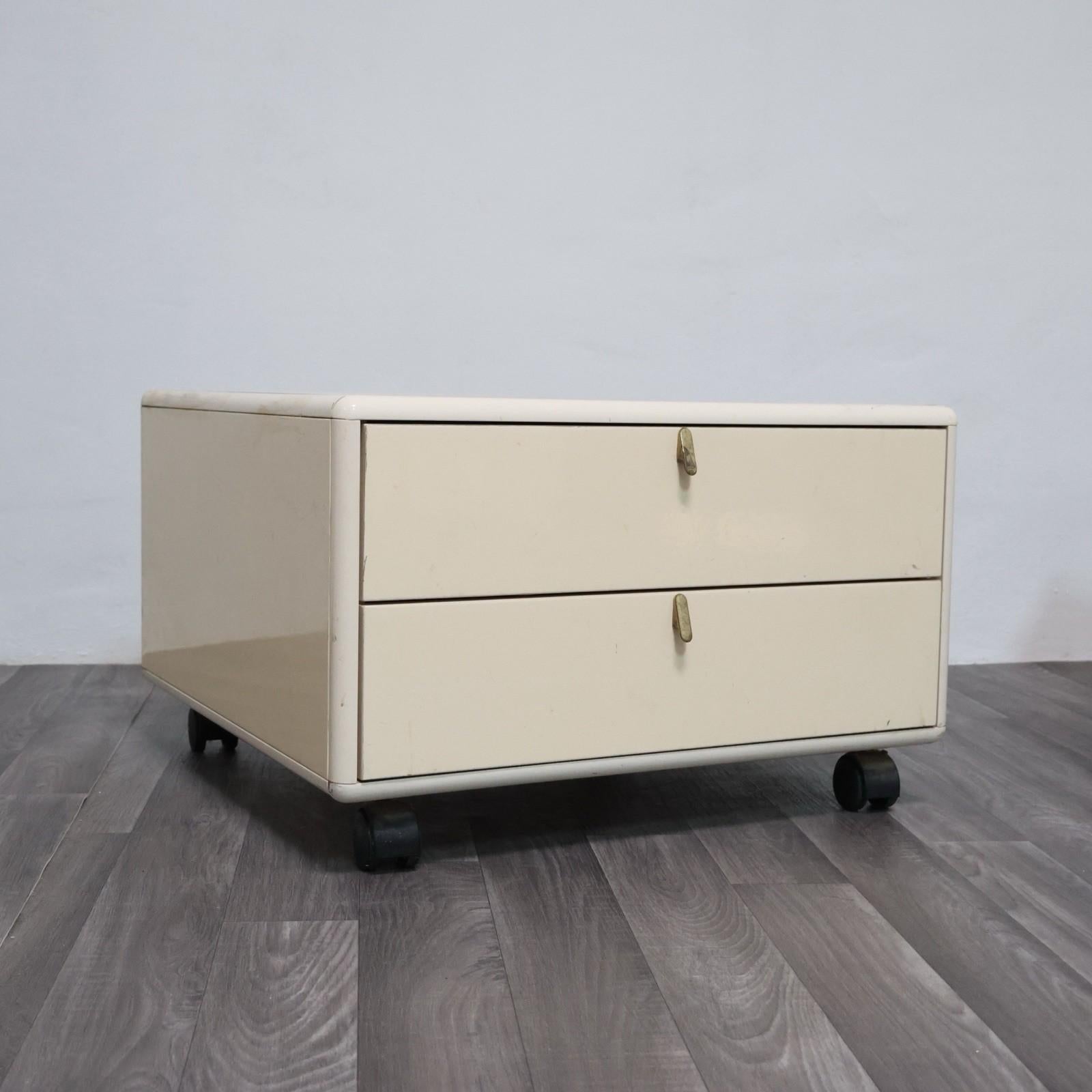 Fin du 20e siècle George Coslin Coppia Di Comodini Longato Hennè 1970 Modernariato Design en vente