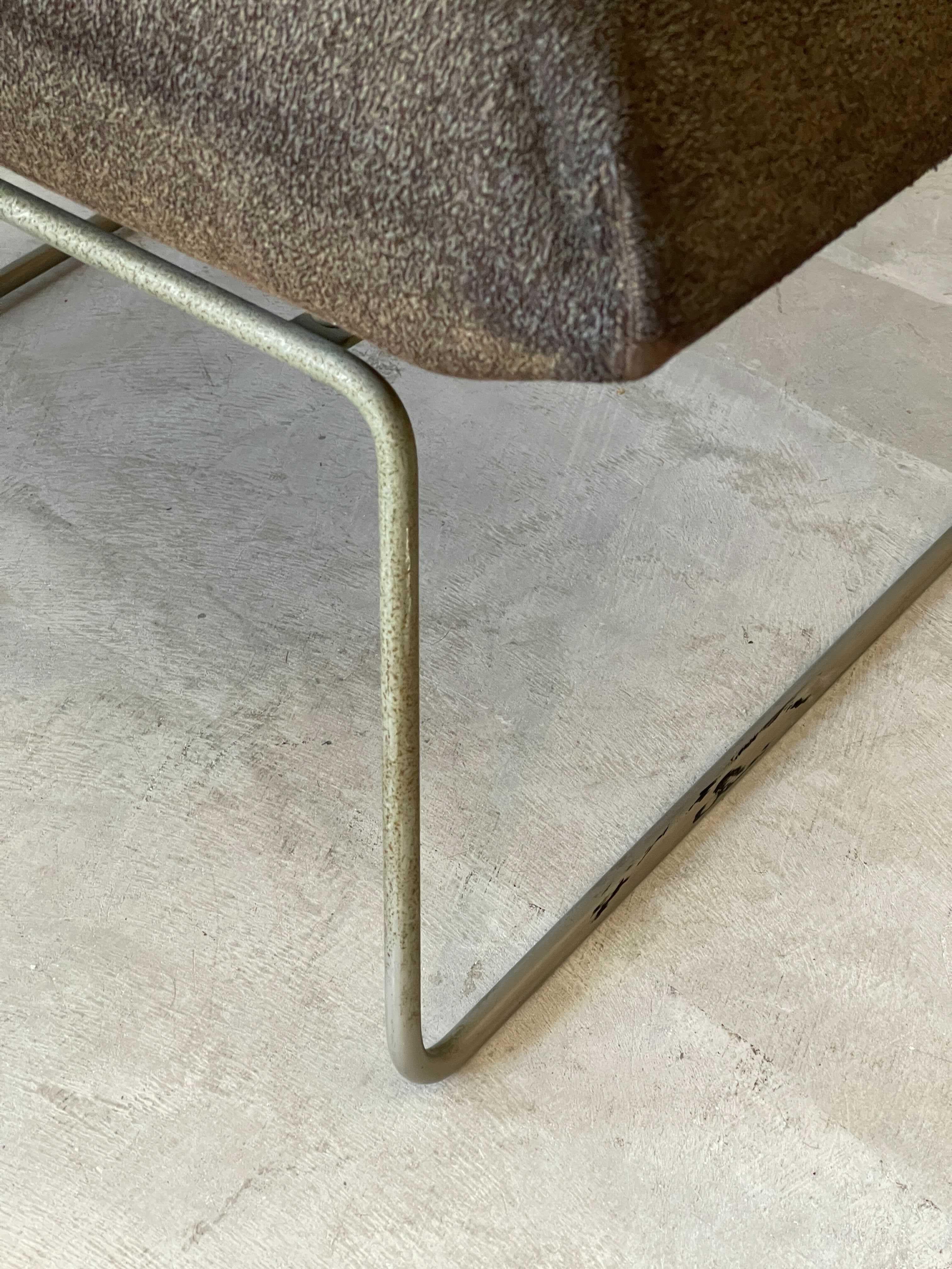 Mid-Century Modern George Coslin, Minimalist Slipper Chairs, Metal, Brown Fabric, Italy, 1960s