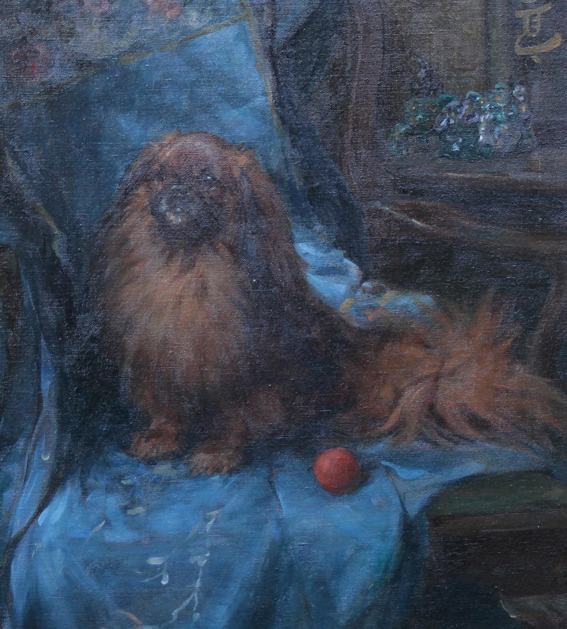 Pekinese  Porträt – britisches Art-Déco-Ölgemälde eines Hundes, Innenraum, Tier im Angebot 1