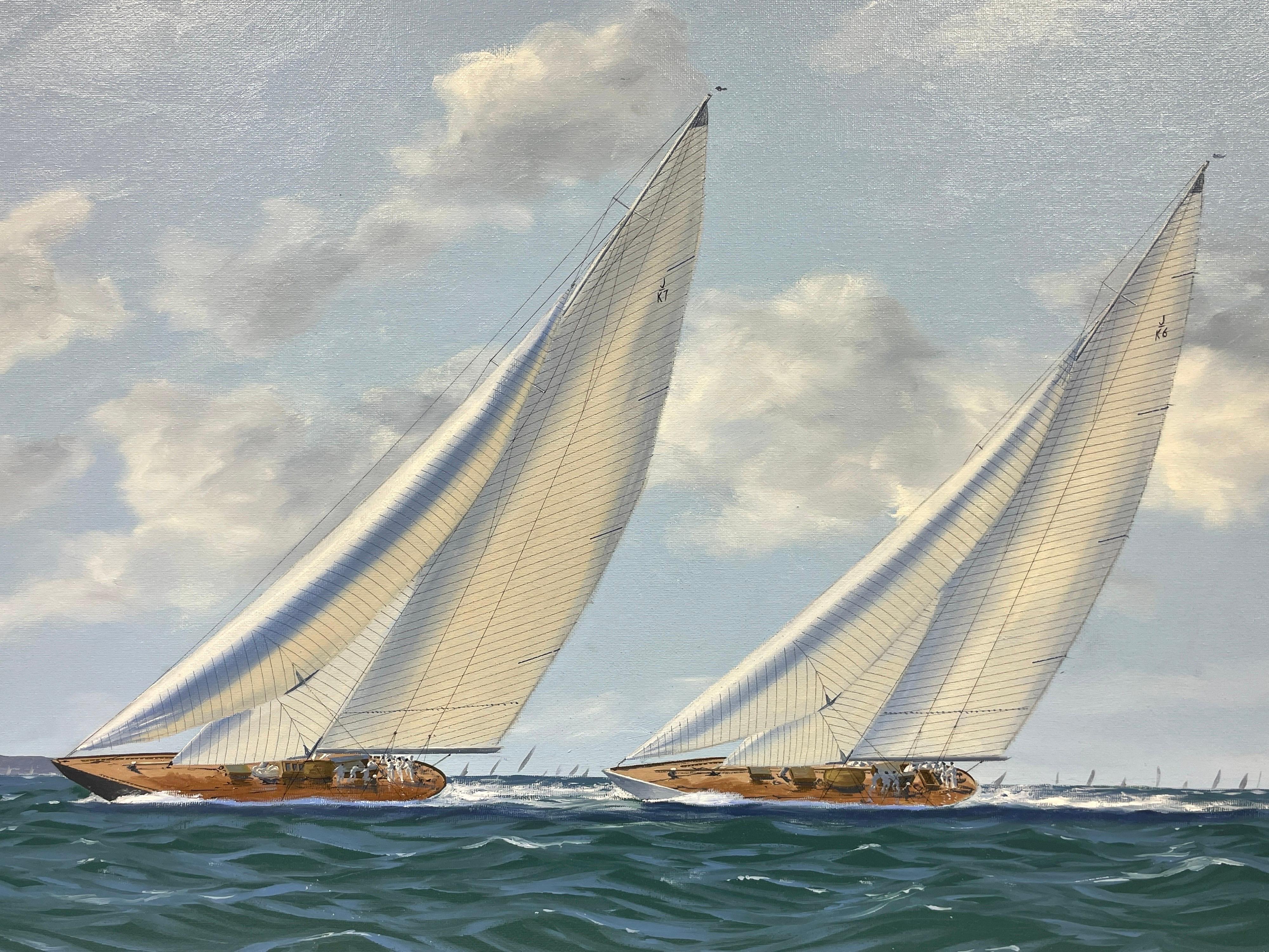 Klassische klassische Renn Yachts vor den Nadeln, signiertes Ölgemälde der britischen Marine (Grau), Figurative Painting, von George Drury