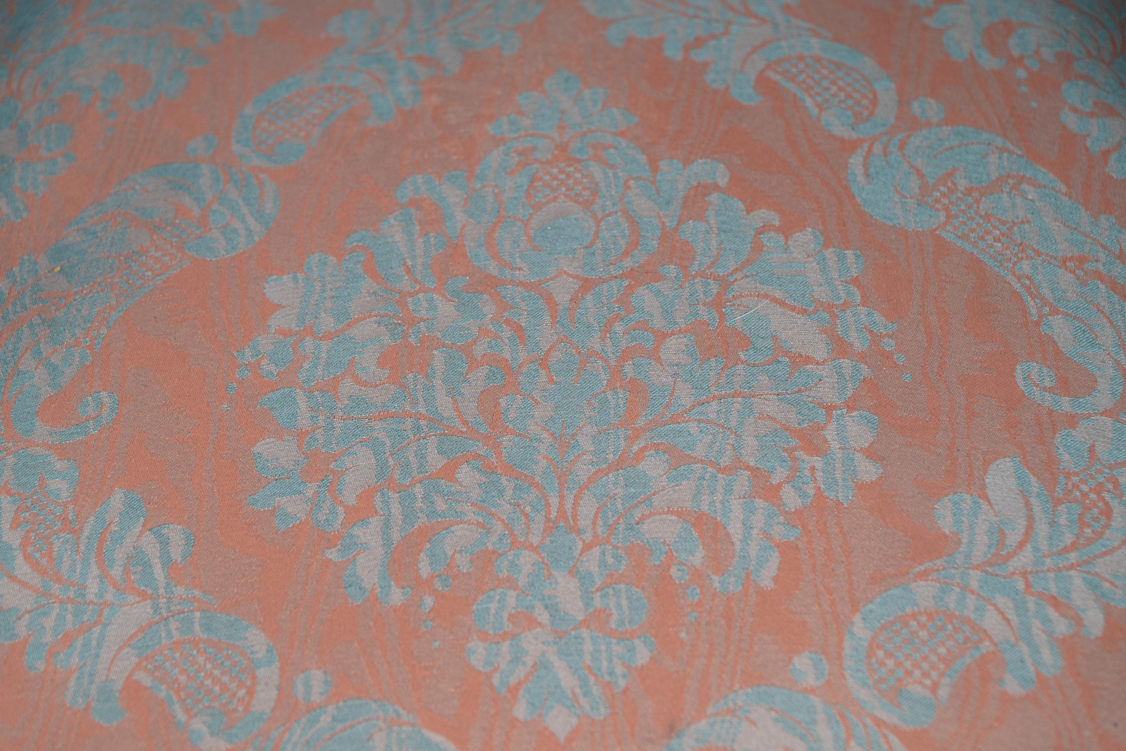 George Faulkner Armitage (attribuito). Una poltrona in mogano dell'Aesthetic Movement in vendita 6