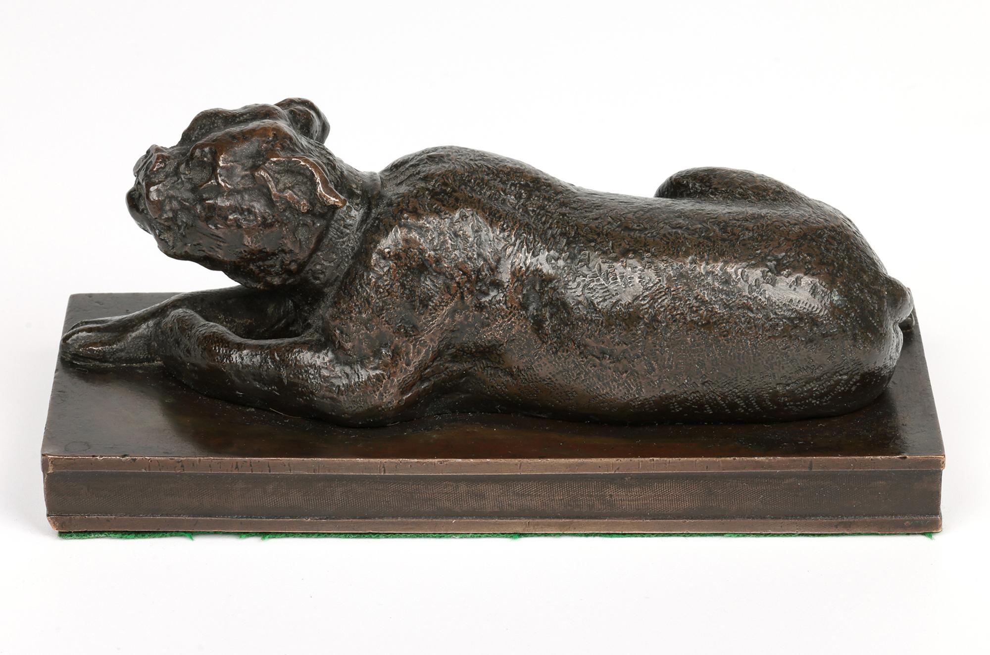 George Garrard Bronze Bulldogge liegend auf Sockel Skulptur im Angebot 2