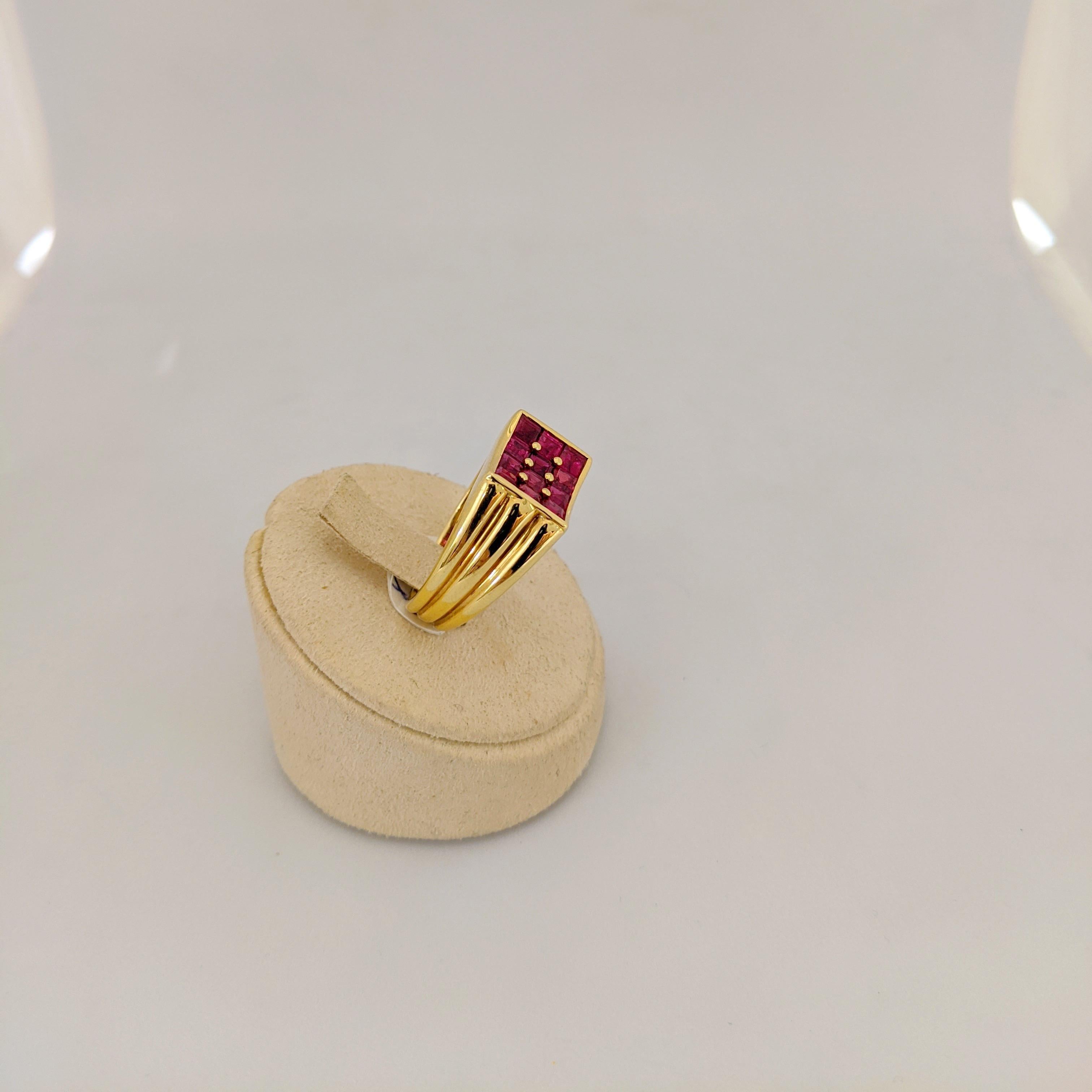 George Gero 18 Karat Yellow Gold, 2.90 Carat Ruby Ring In New Condition For Sale In New York, NY