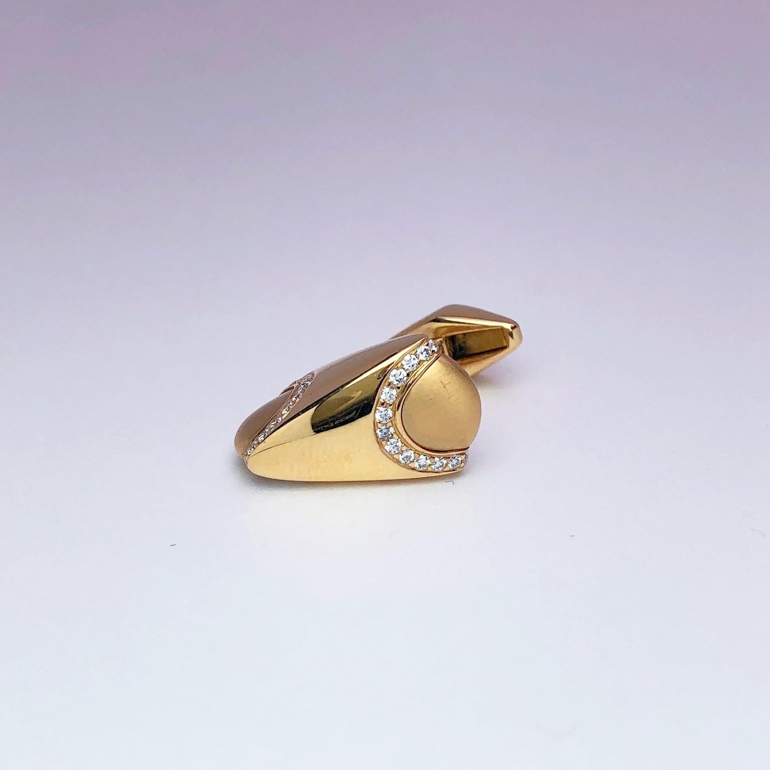 Modern George Gero 18 Karat Rose Gold and 1.03 Carat Diamonds Cufflinks For Sale