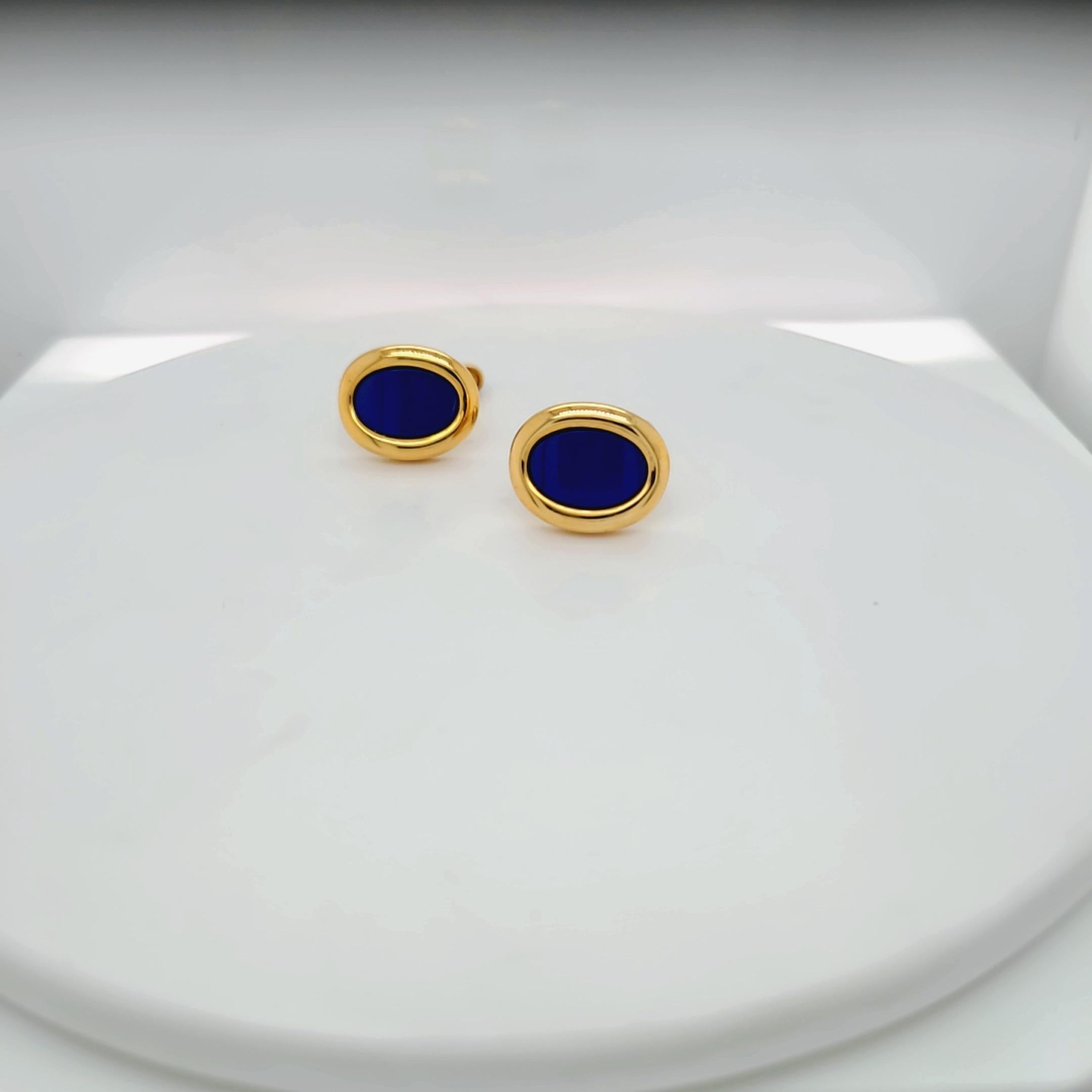Contemporary George Gero 18 Karat Yellow Gold Oval Cufflinks with Lapis and Onyx For Sale