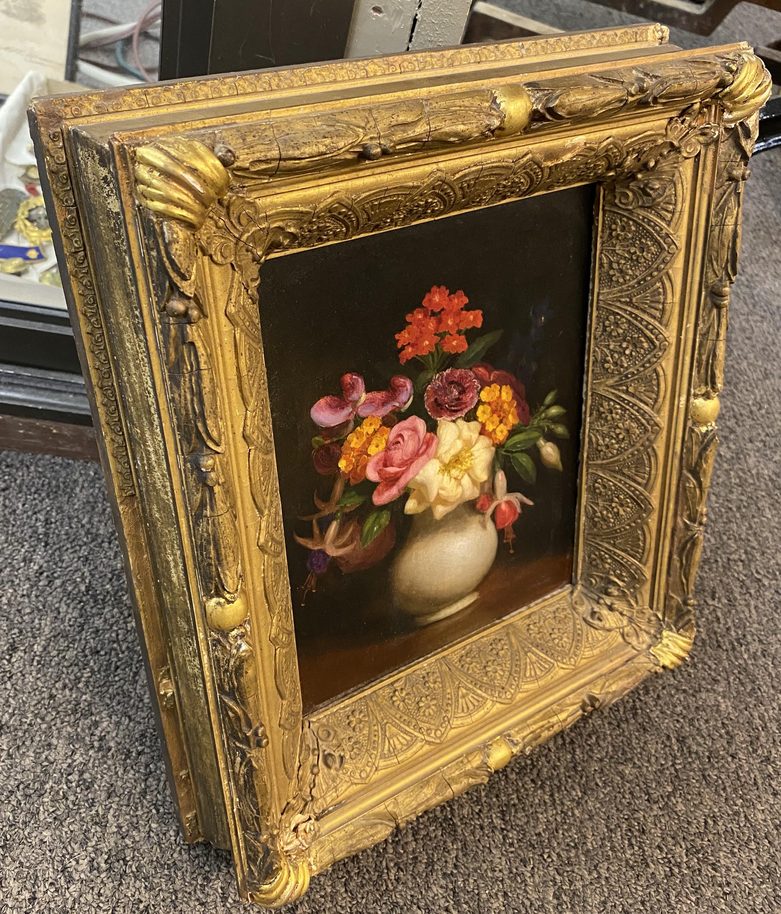 Stillleben mit Blumen in einer weißen Vase im Angebot 1
