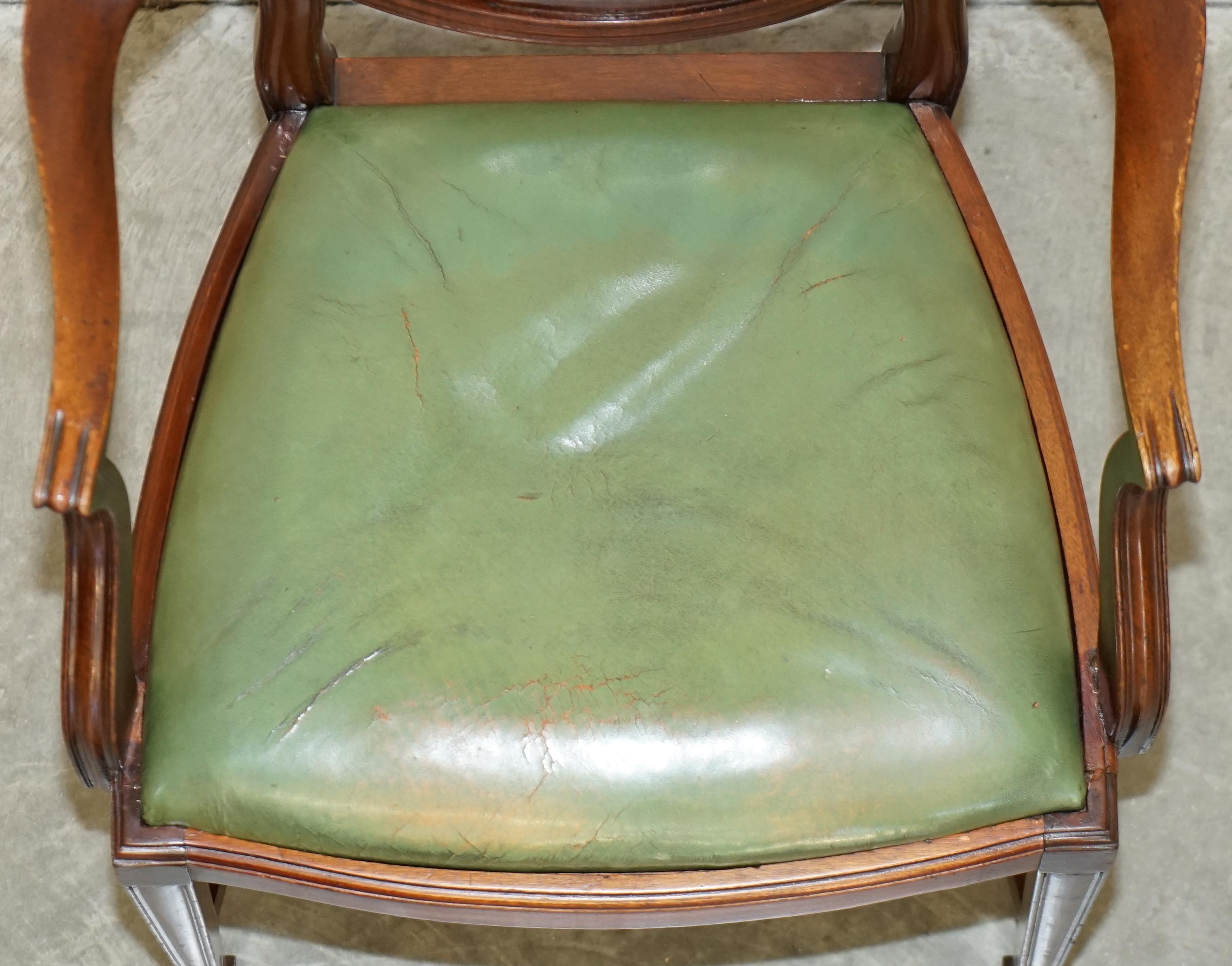 GEORGE HEPPLEWHITE WHEATGRASS CARVER DESK ARMCHAiR IN HARDWOOD GREEN LEATHEr For Sale 7