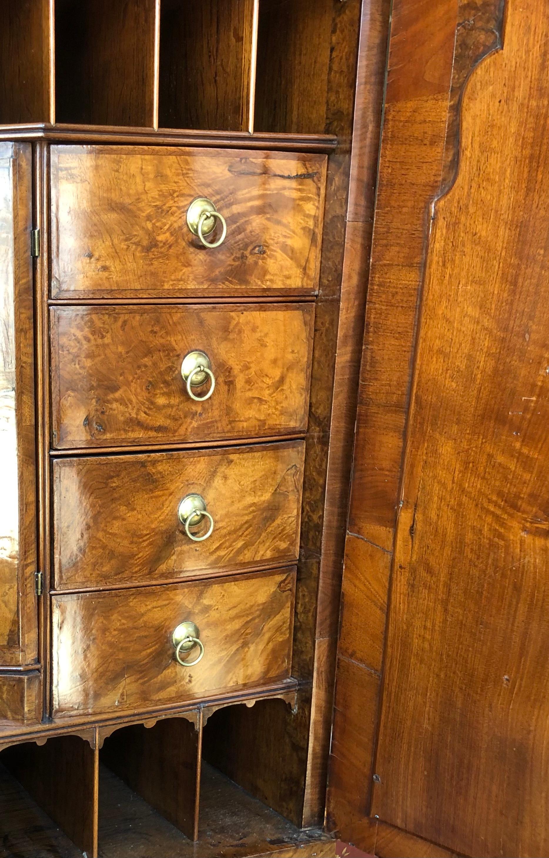 Exceptionally Fine Queen Anne Burr Walnut Dome Top Bureau Bookcase Secretary In Good Condition For Sale In Bradenton, FL