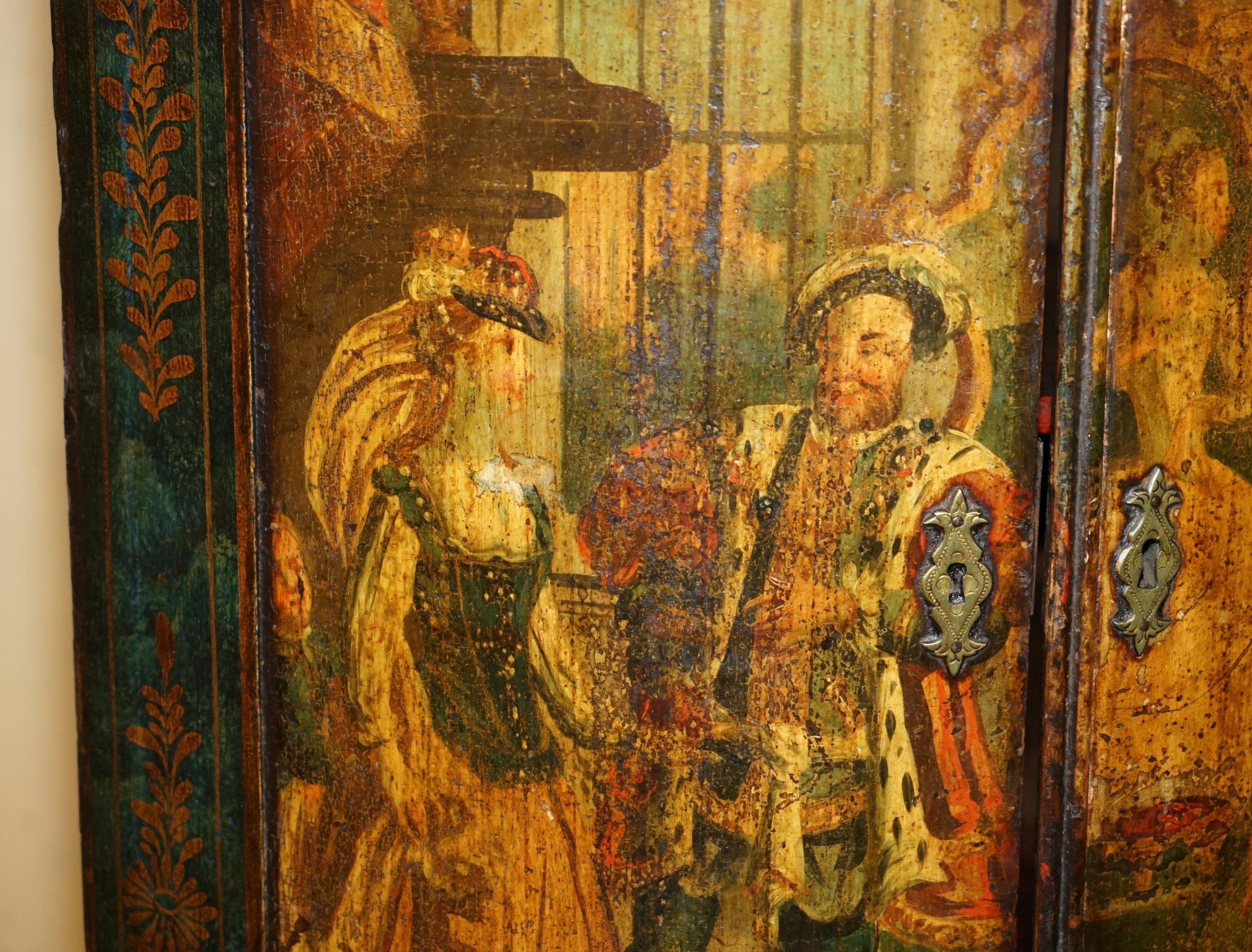 Européen GEORGE I CIRCA 1700 HENRY VIII POLYCHROME PAiNTED CORNER WALL CABINET MUST SEE en vente