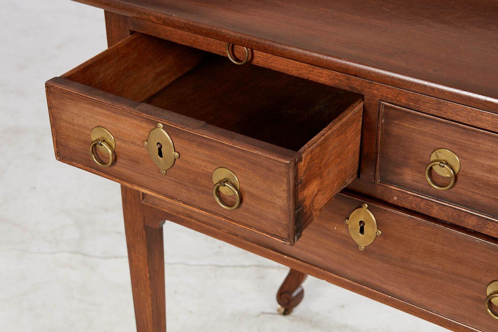 George I Dressing Table For Sale 2