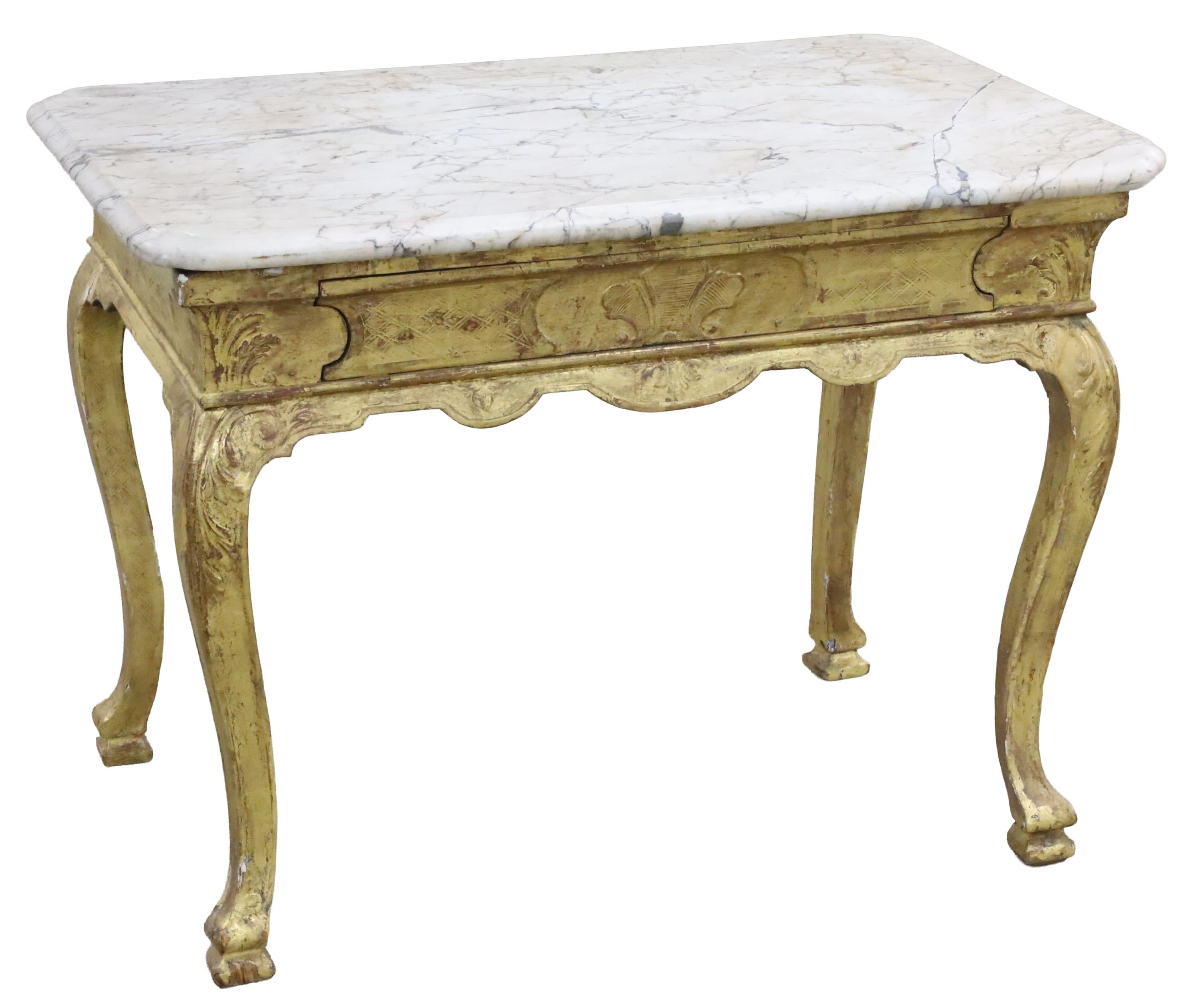 Consola de madera dorada Jorge I en Bueno estado para la venta en Solebury, PA